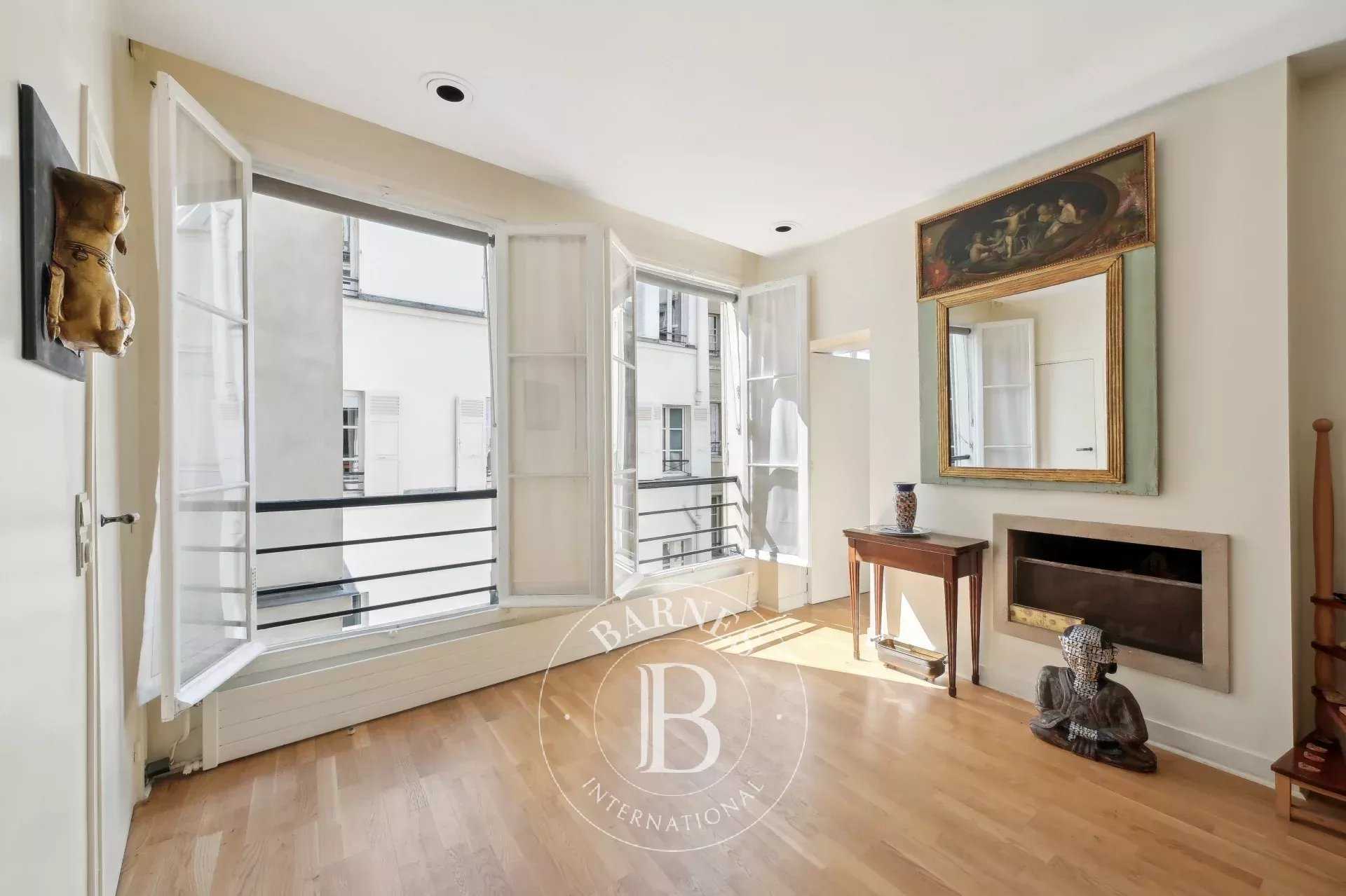 Paris  - Appartement 2 Pièces, 1 Chambre