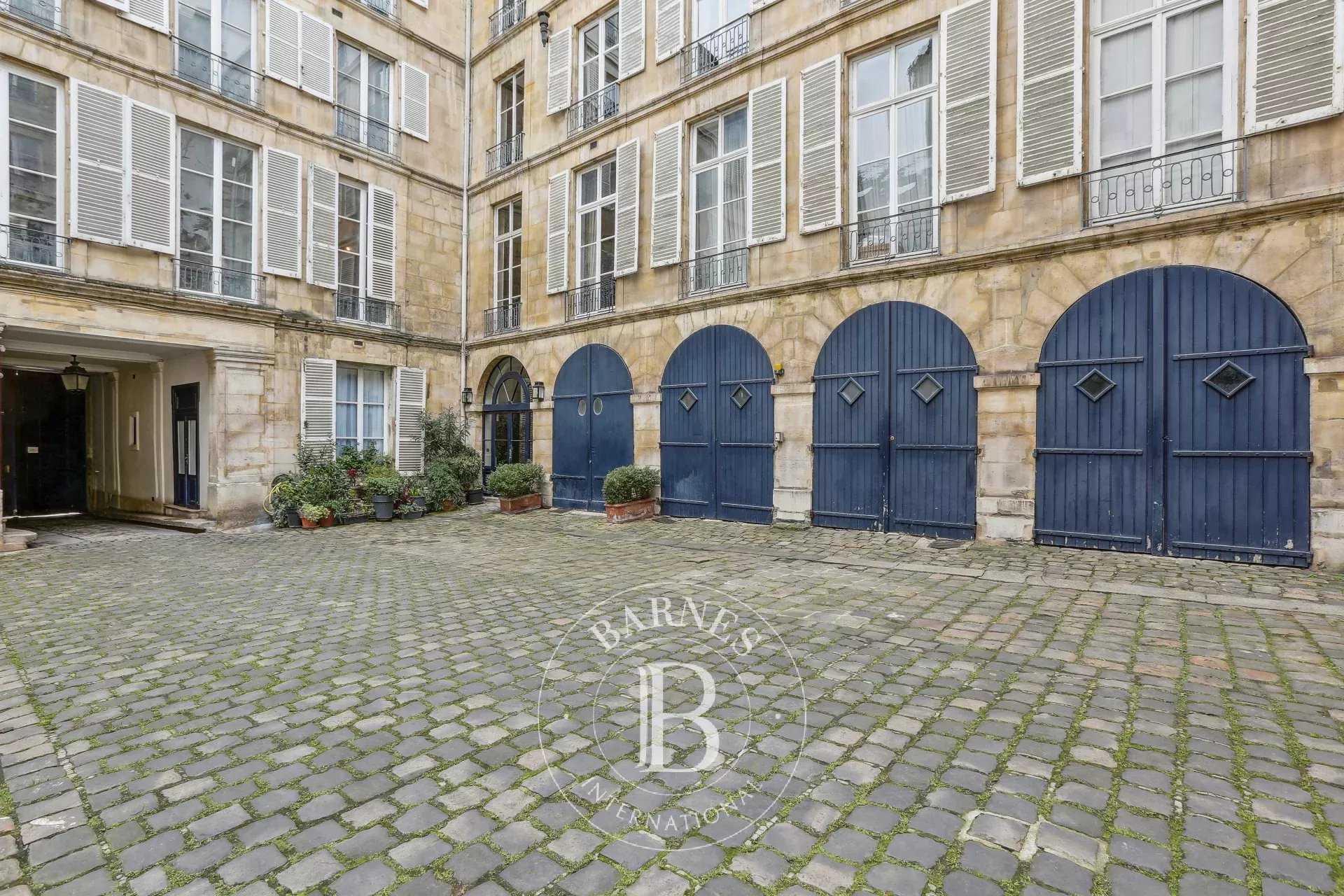 Paris  - Apartment 2 Bedrooms