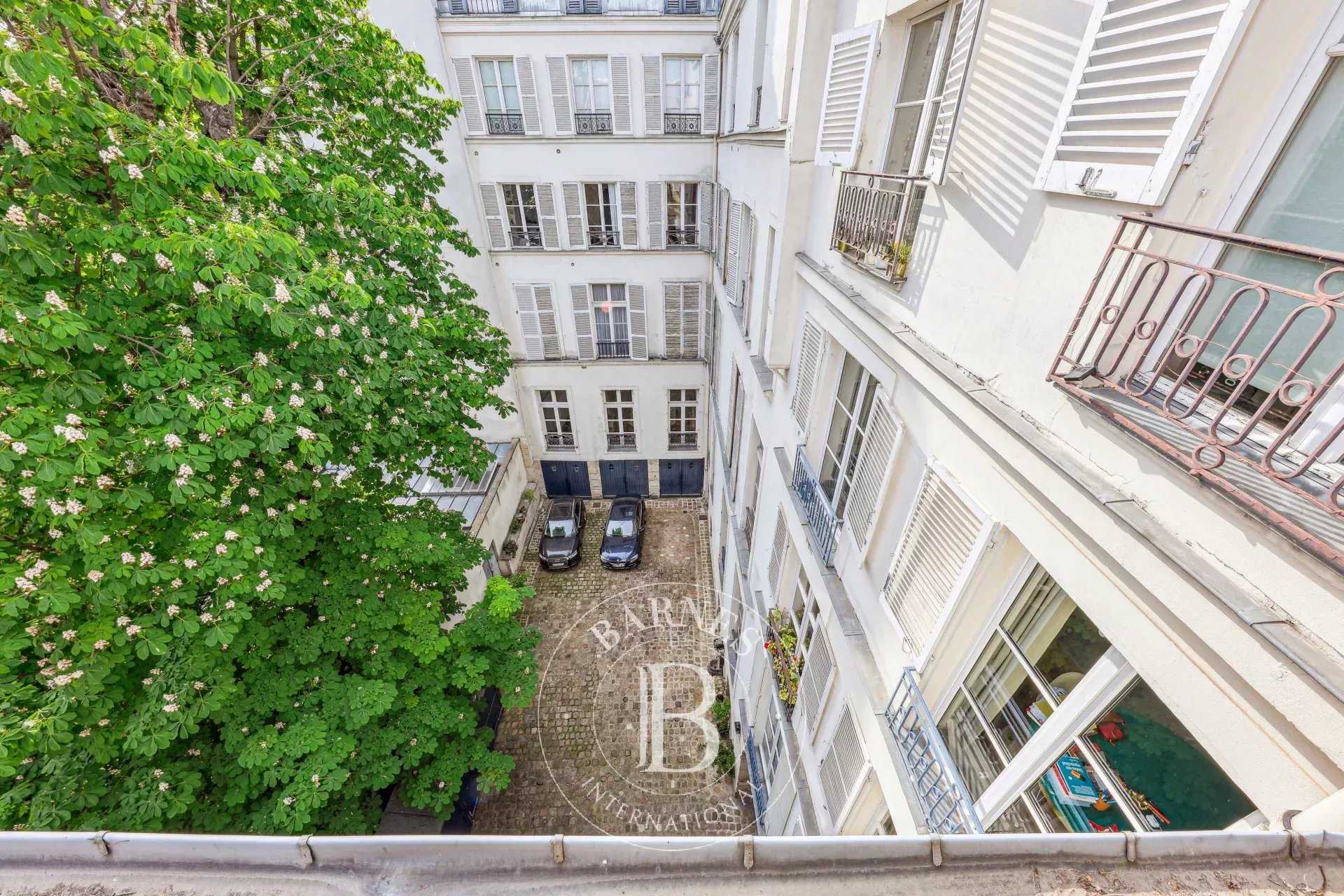 Paris  - Apartment 2 Bedrooms