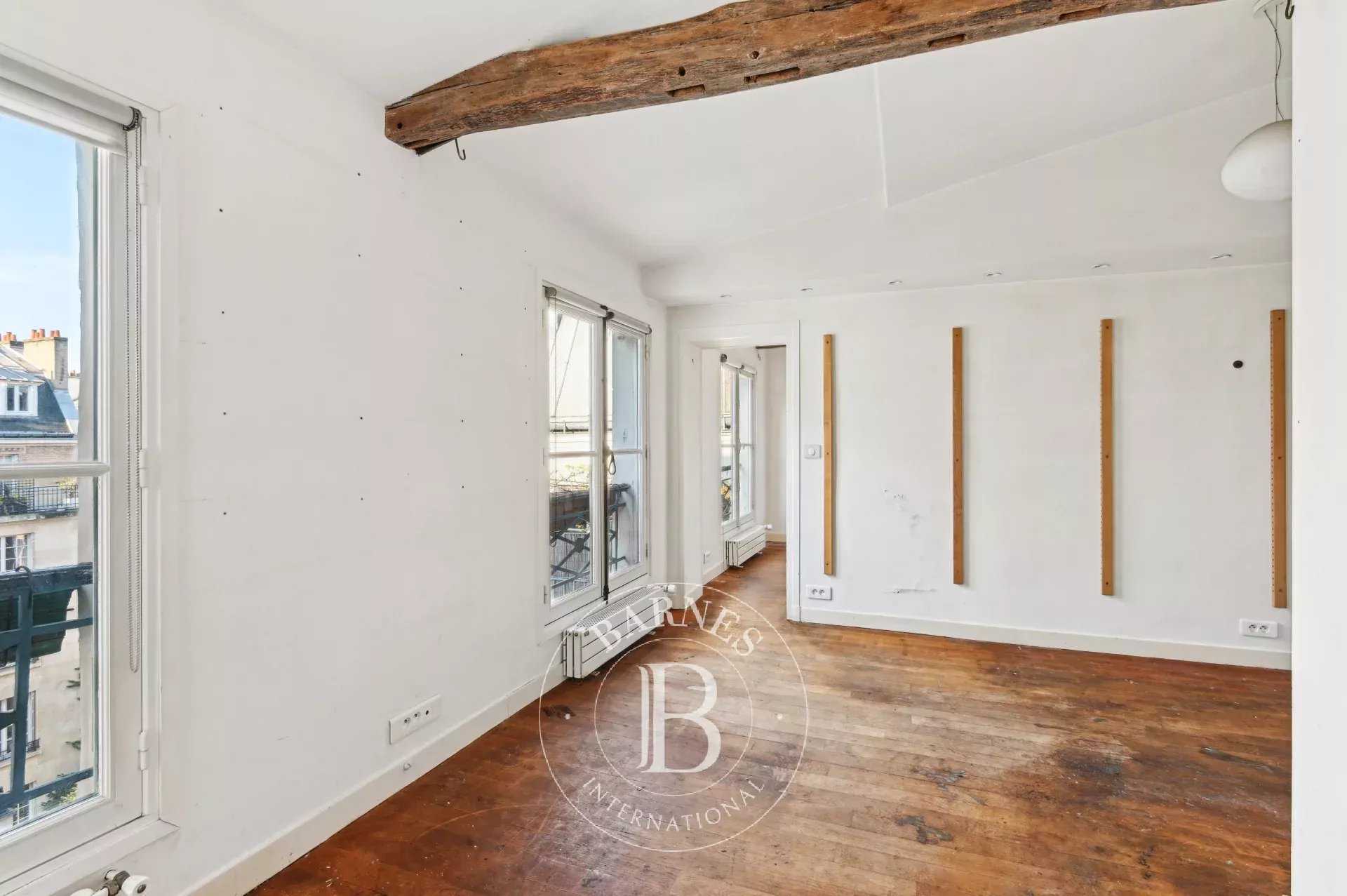 Paris  - Appartement 2 Pièces, 1 Chambre
