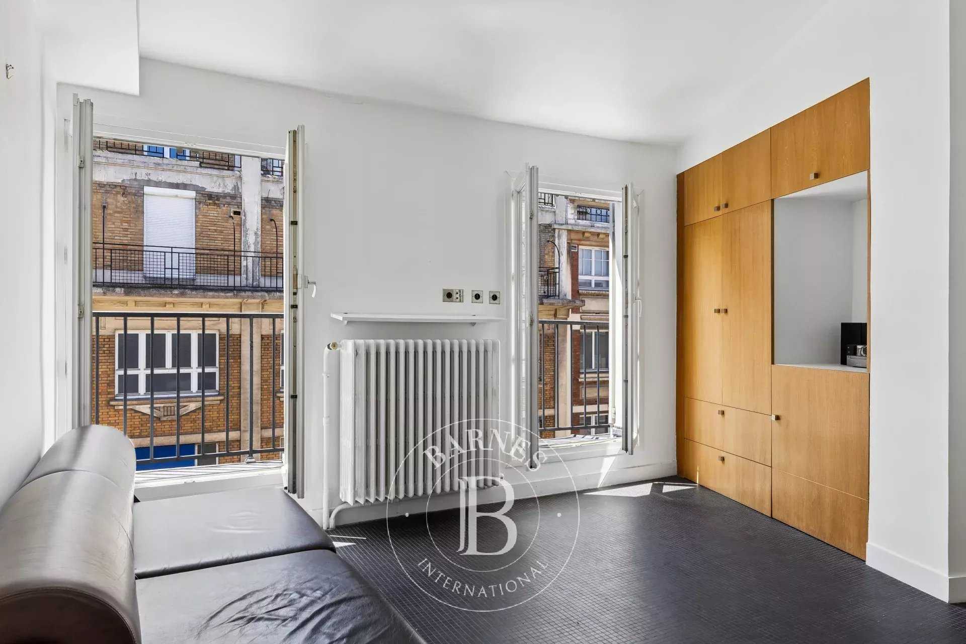 Paris  - Piso 1 Cuarto