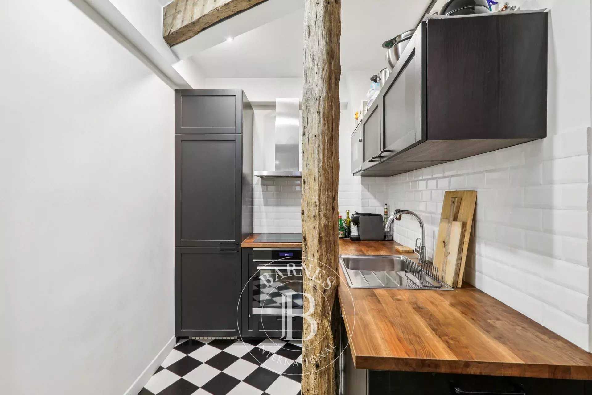 Paris  - Appartement 2 Pi&egrave;ces, 1 Chambre