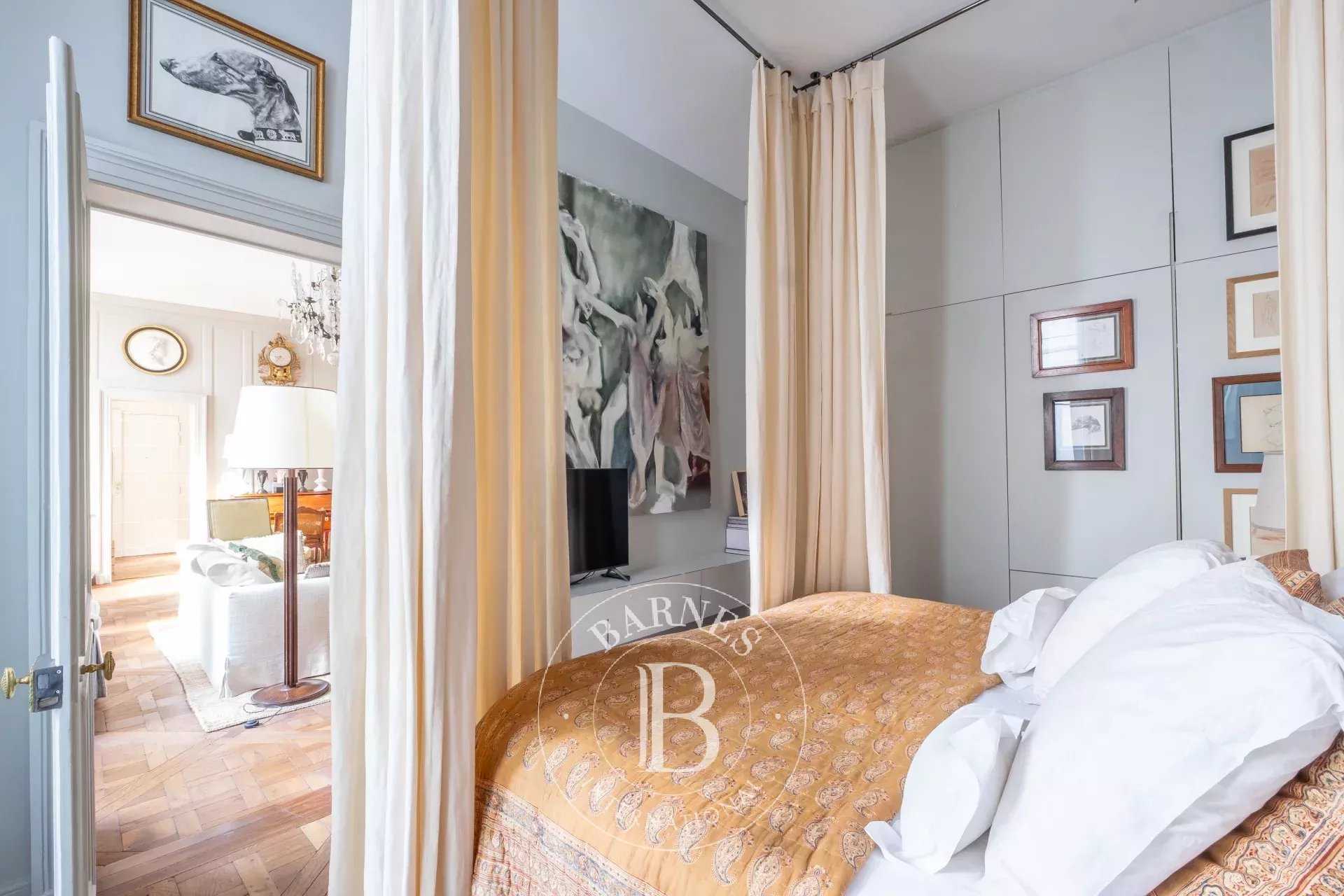 Paris  - Piso 2 Cuartos, 1 Habitacion