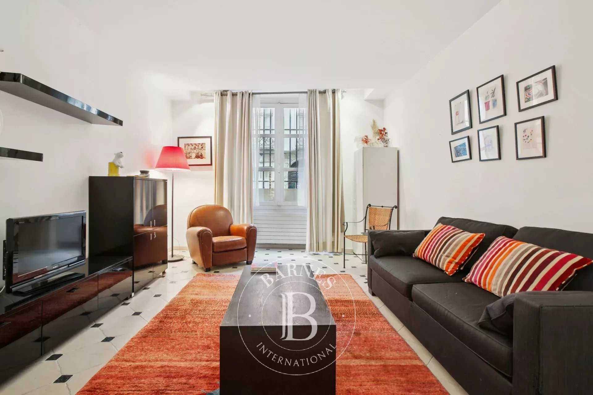 Paris  - Piso 2 Cuartos, 1 Habitacion