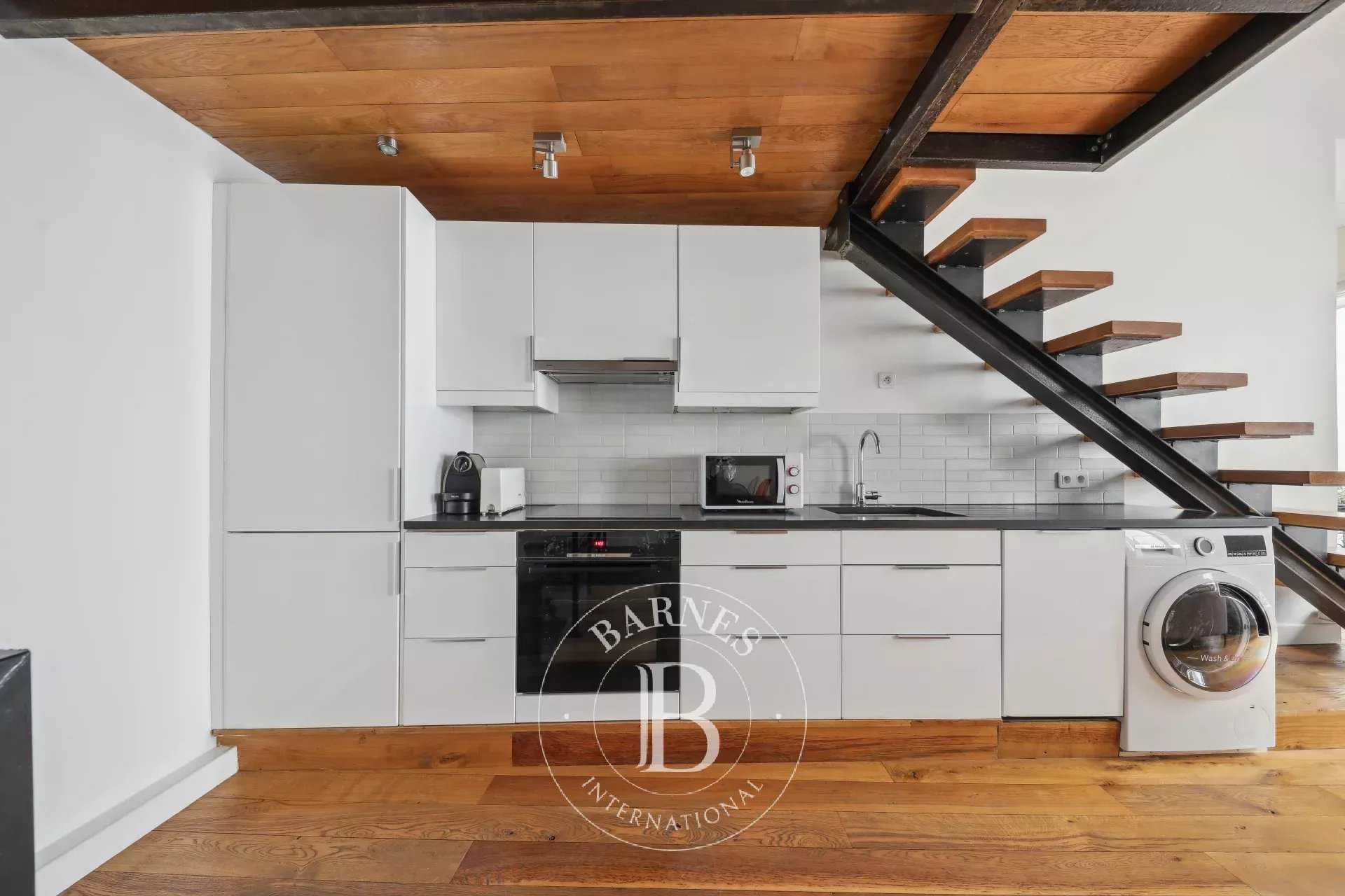 Paris  - Appartement 2 Pièces, 1 Chambre