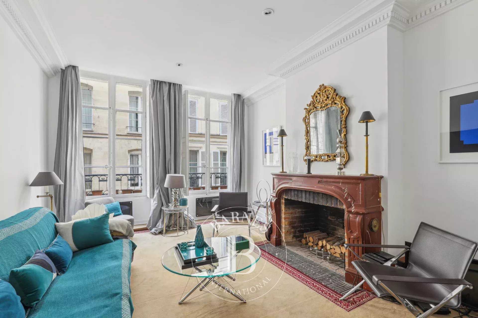 Paris  - Appartement 2 Pièces, 1 Chambre