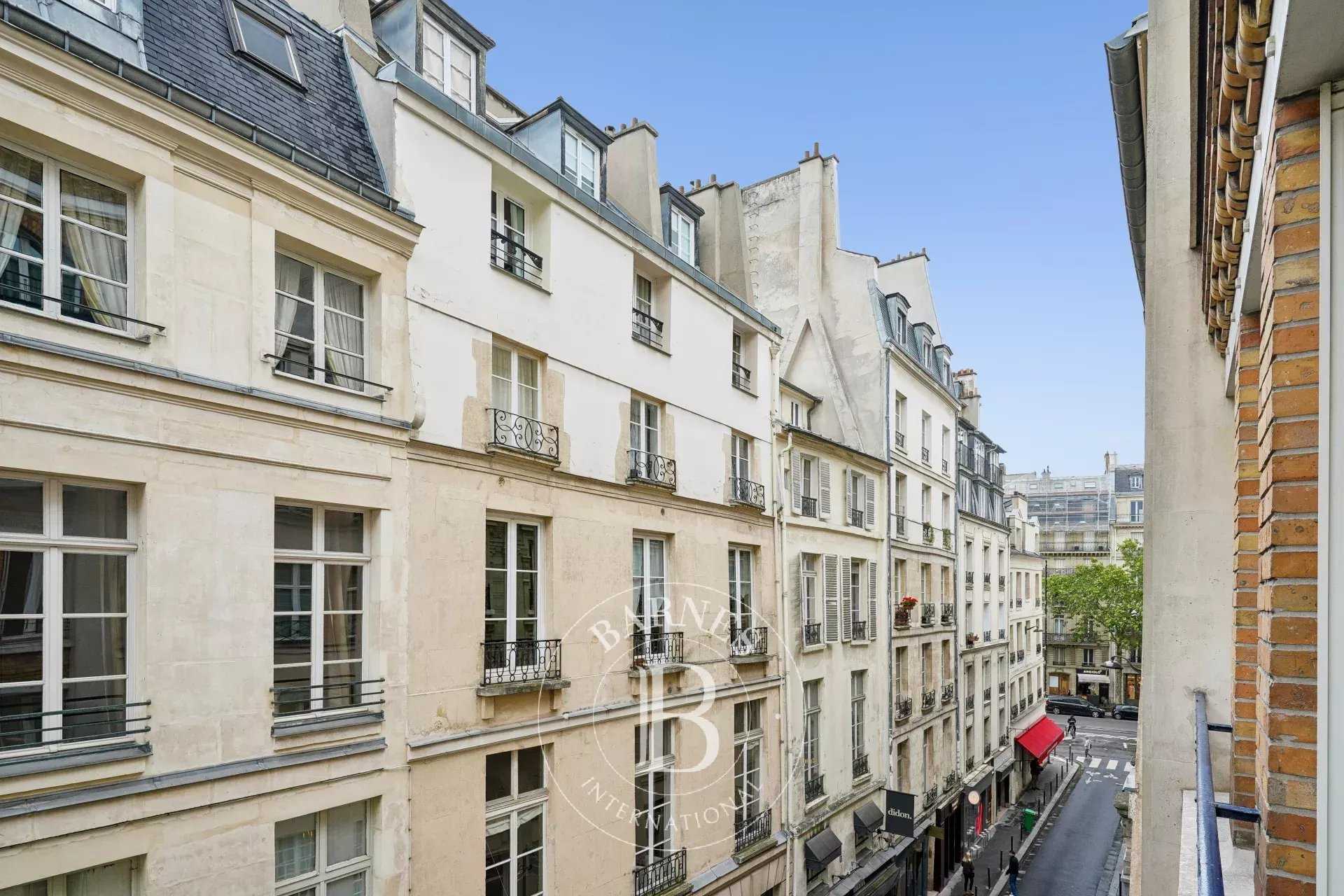 Paris  - Appartement 2 Pi&egrave;ces, 1 Chambre