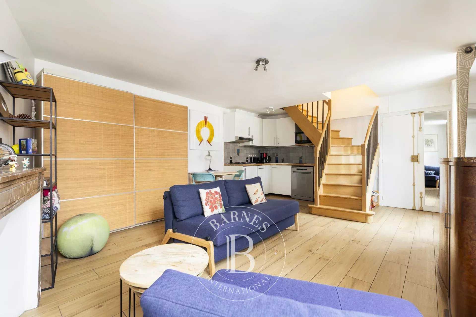 Paris  - Appartement 2 Pièces, 1 Chambre