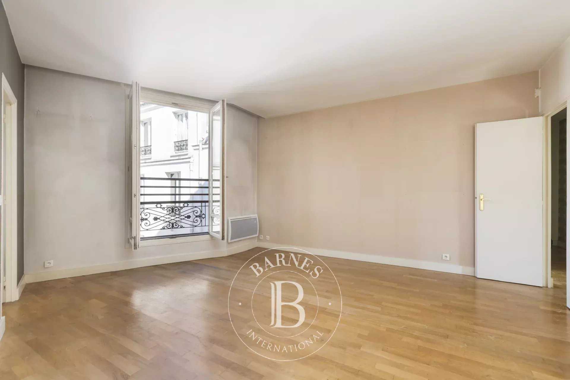 Paris  - Apartment 2 Bedrooms