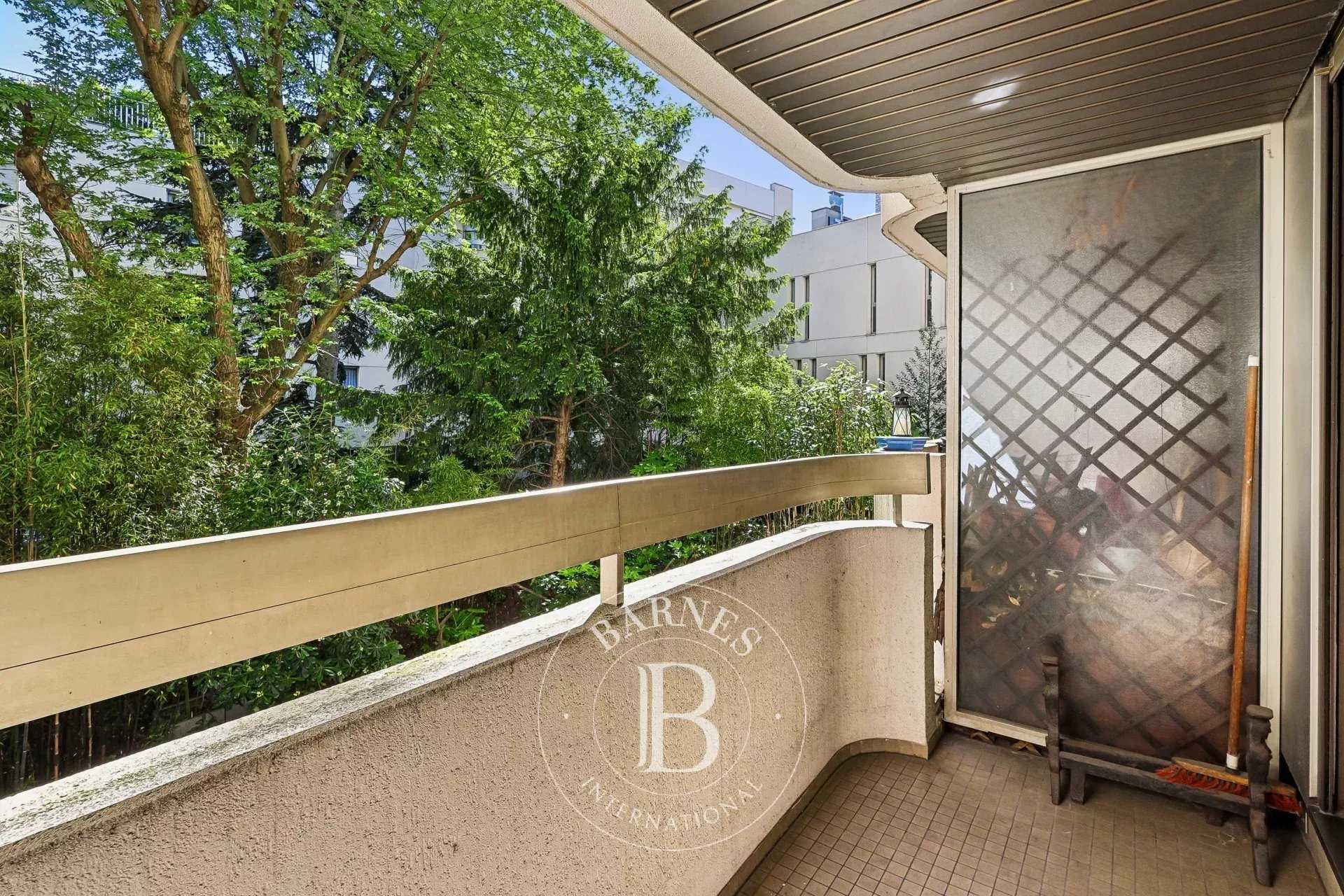 Paris  - Appartement 2 Pi&egrave;ces, 1 Chambre