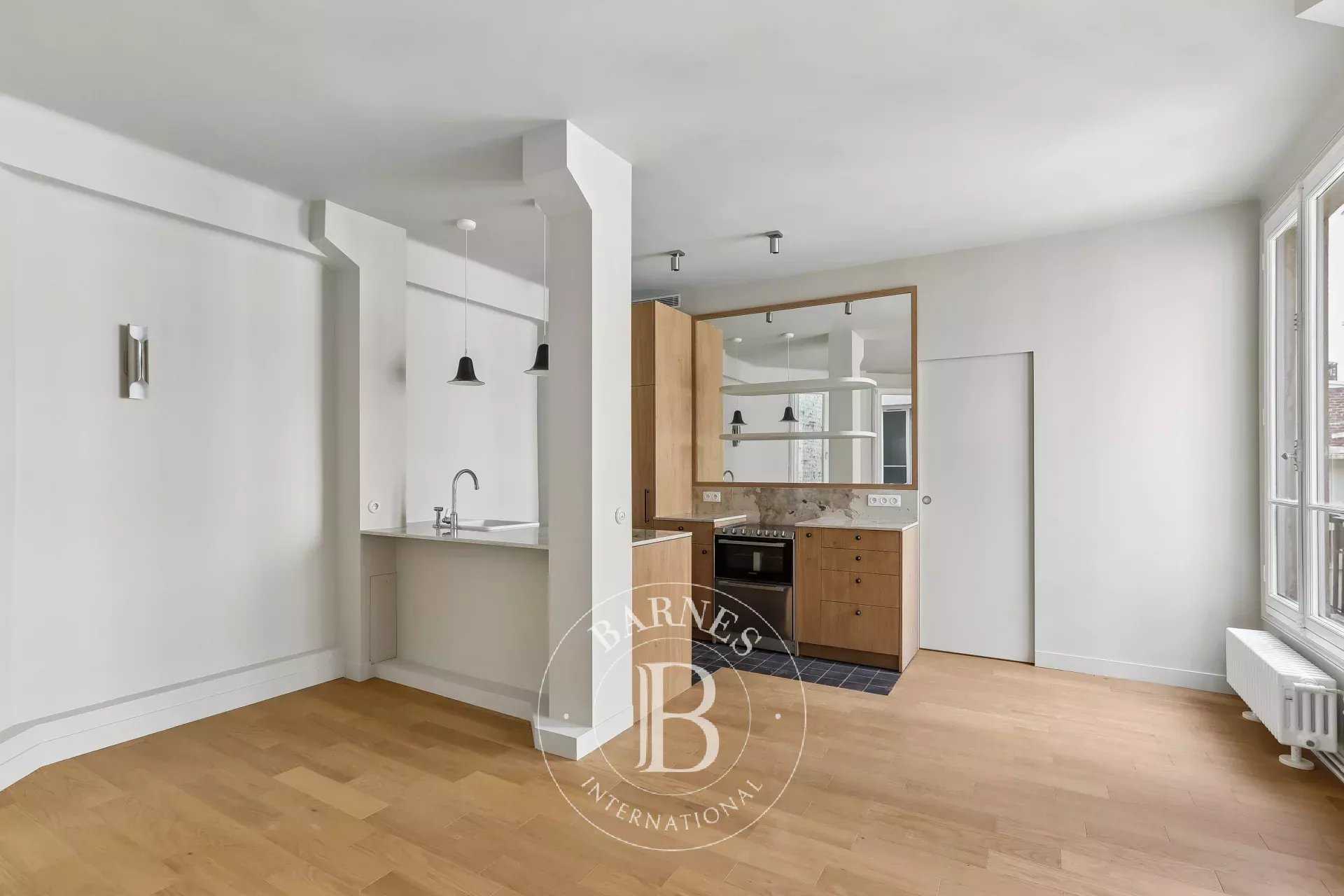 Paris  - Appartement 2 Pi&egrave;ces, 1 Chambre