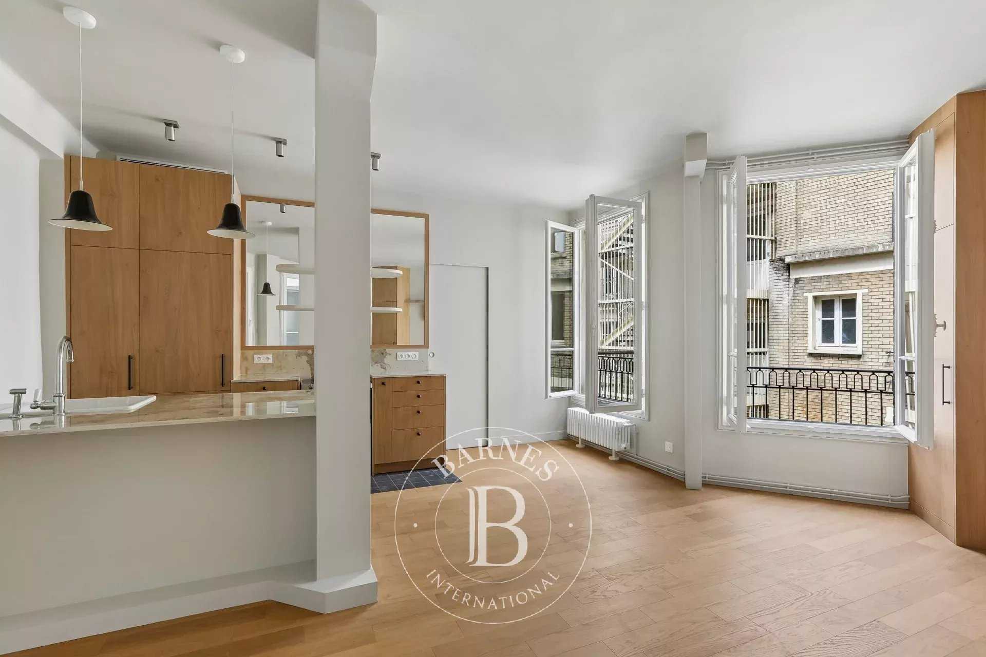 Paris  - Appartement 2 Pi&egrave;ces, 1 Chambre