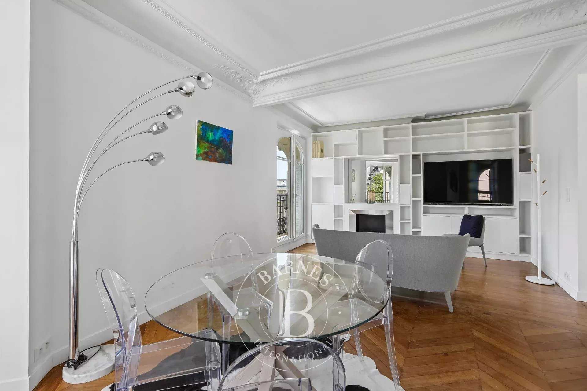 Paris  - Appartement 2 Pi&egrave;ces, 1 Chambre