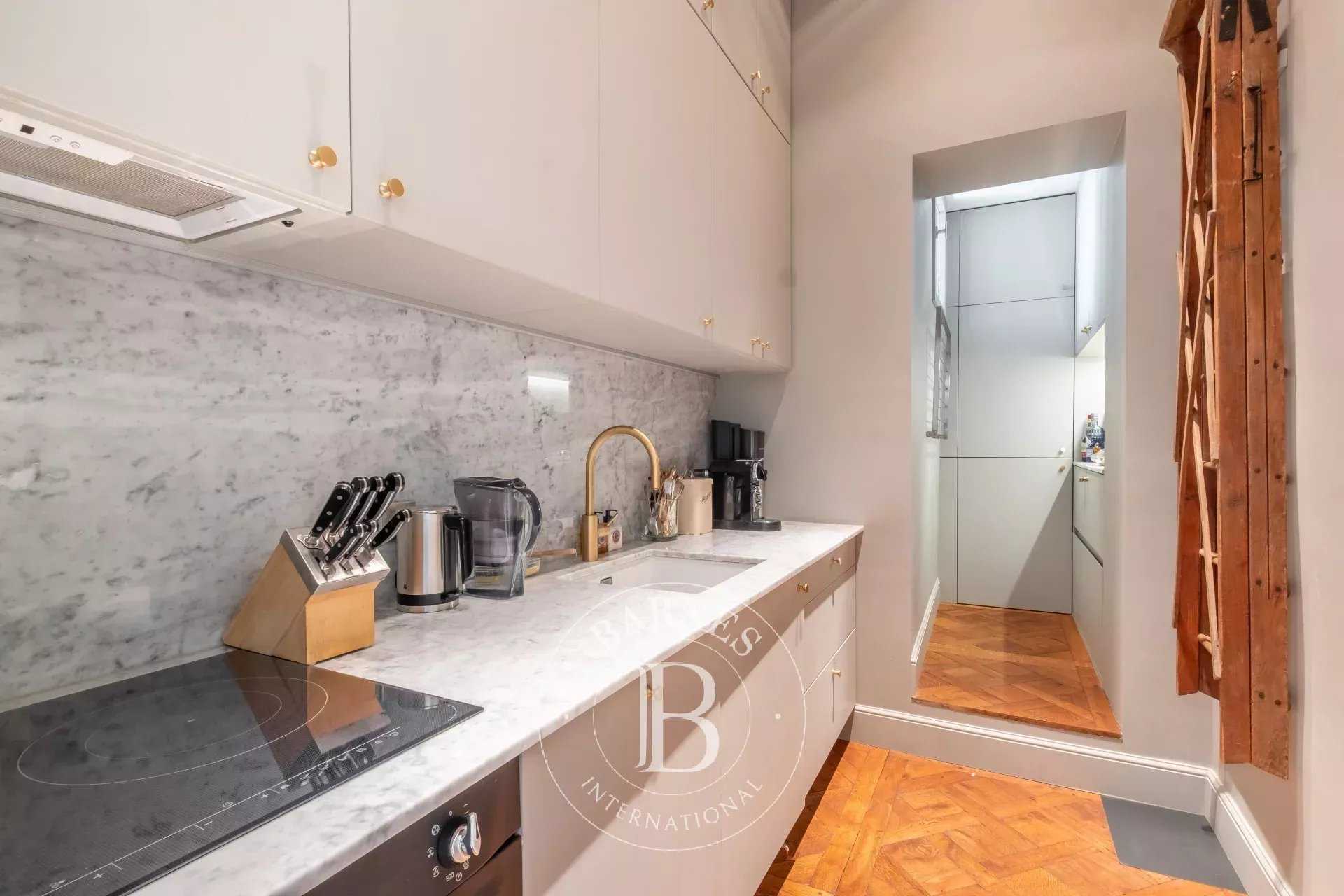 Paris  - Piso 2 Cuartos, 1 Habitacion