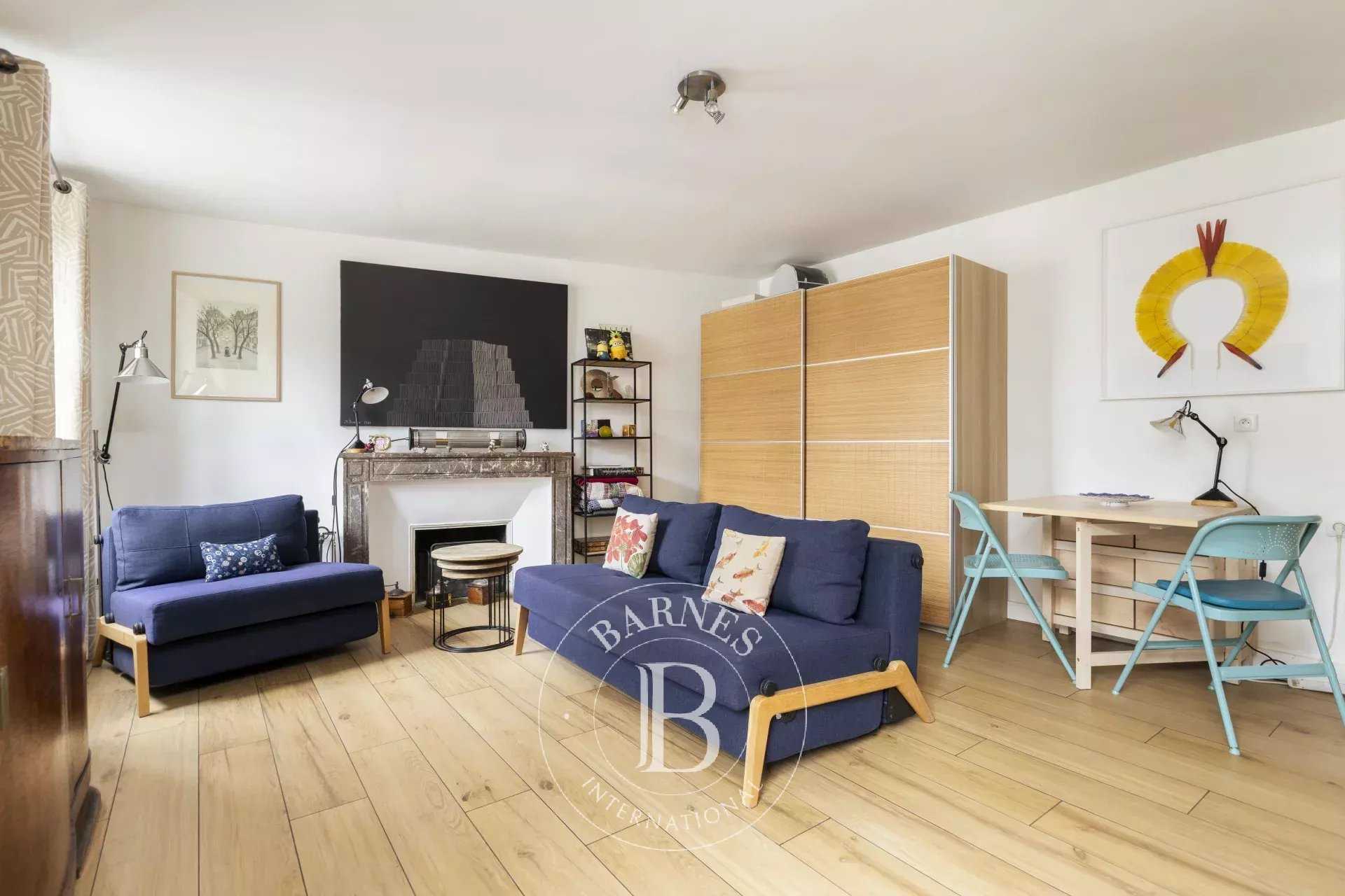 Paris  - Appartement 2 Pièces, 1 Chambre