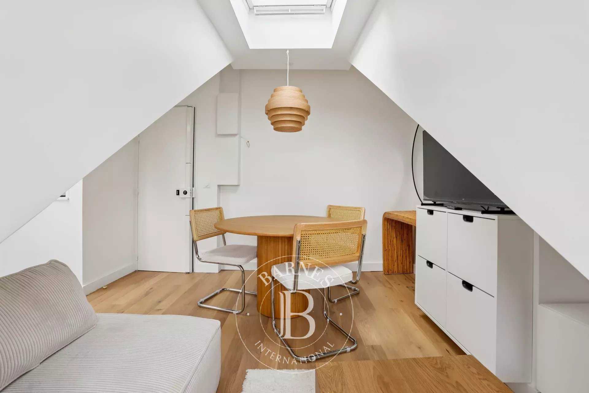 Paris  - Piso 2 Cuartos, 1 Habitacion