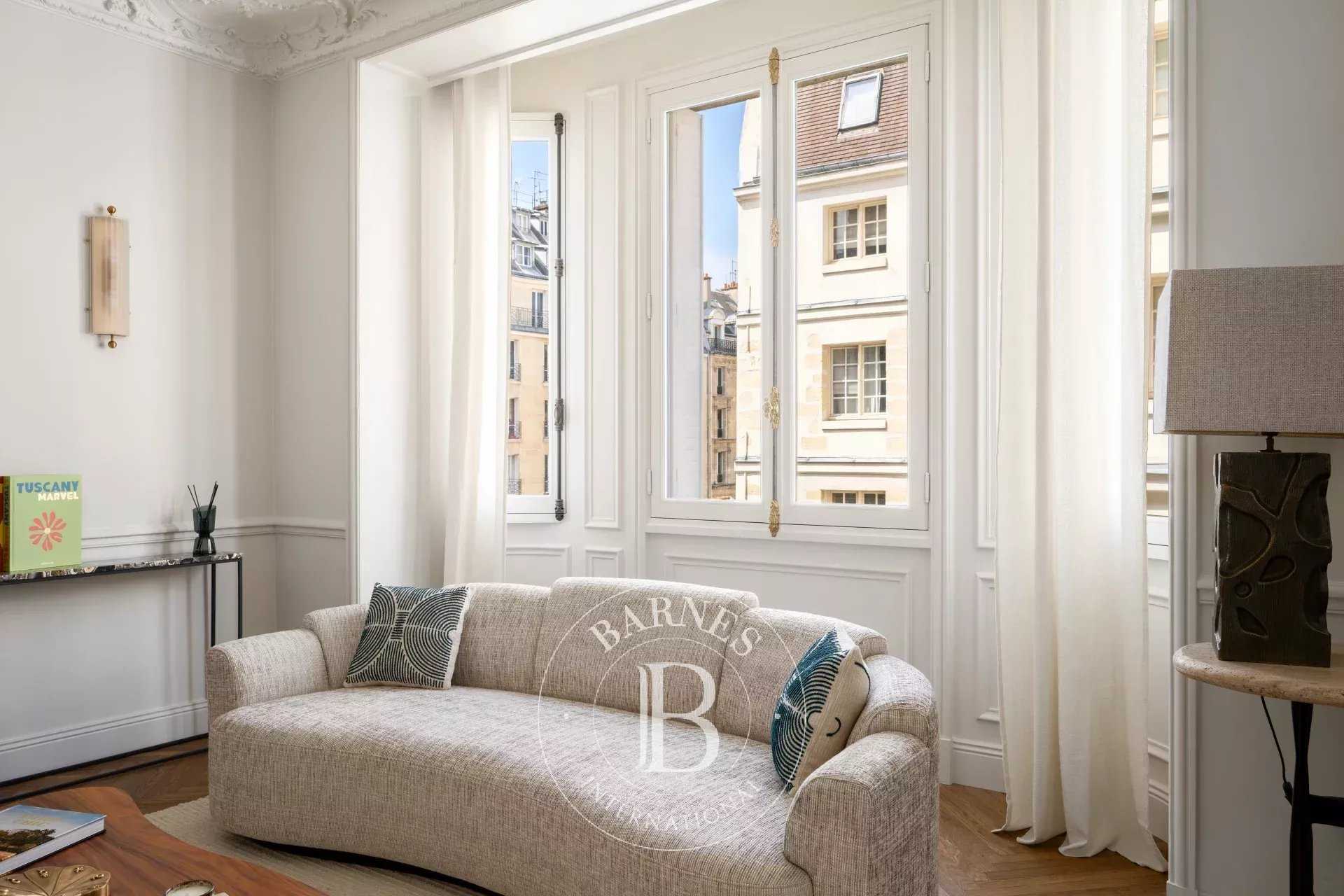 Paris  - Appartement 4 Pièces 2 Chambres