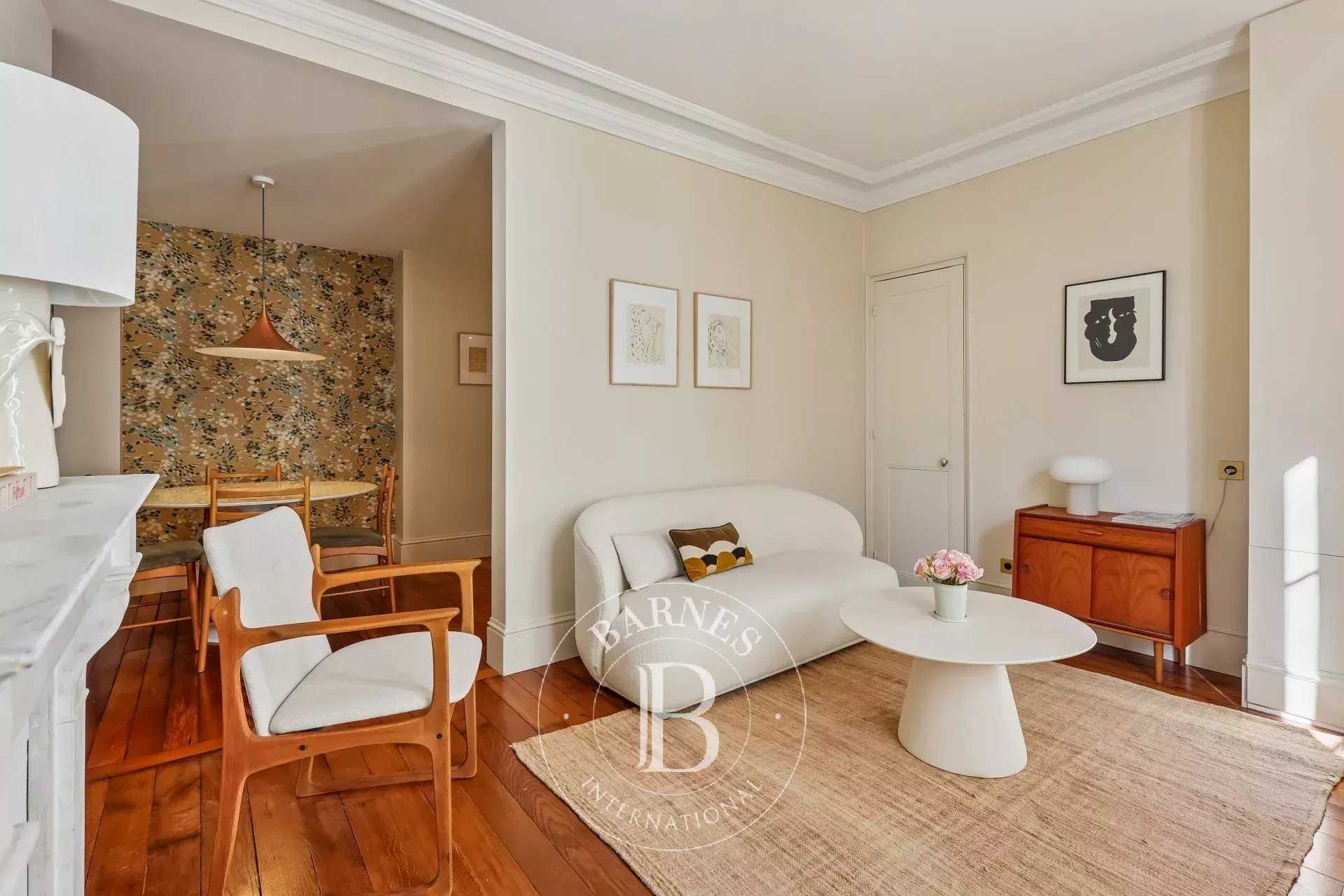 Paris  - Appartement 2 Pi&egrave;ces, 1 Chambre