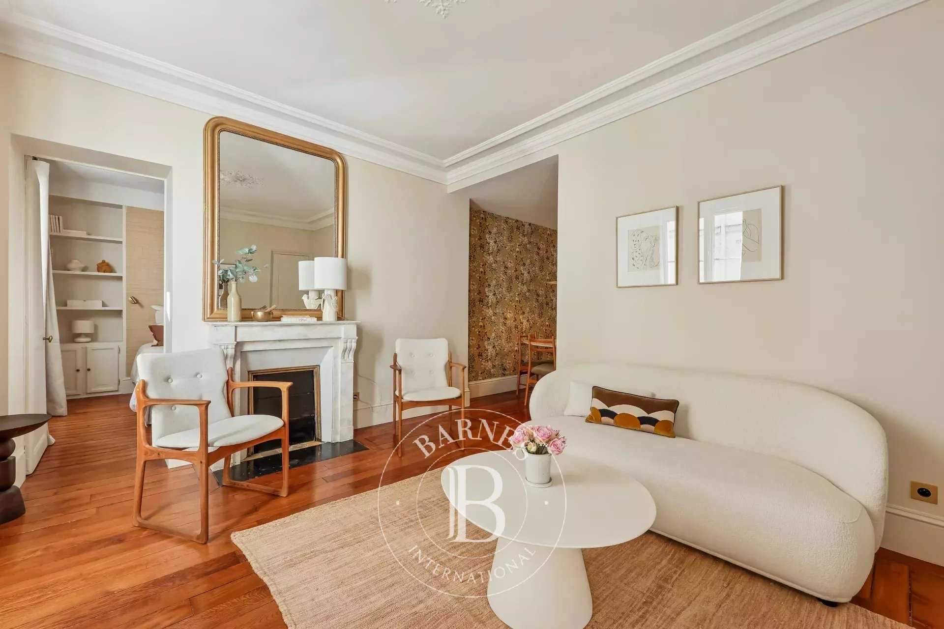 Paris  - Appartement 2 Pi&egrave;ces, 1 Chambre