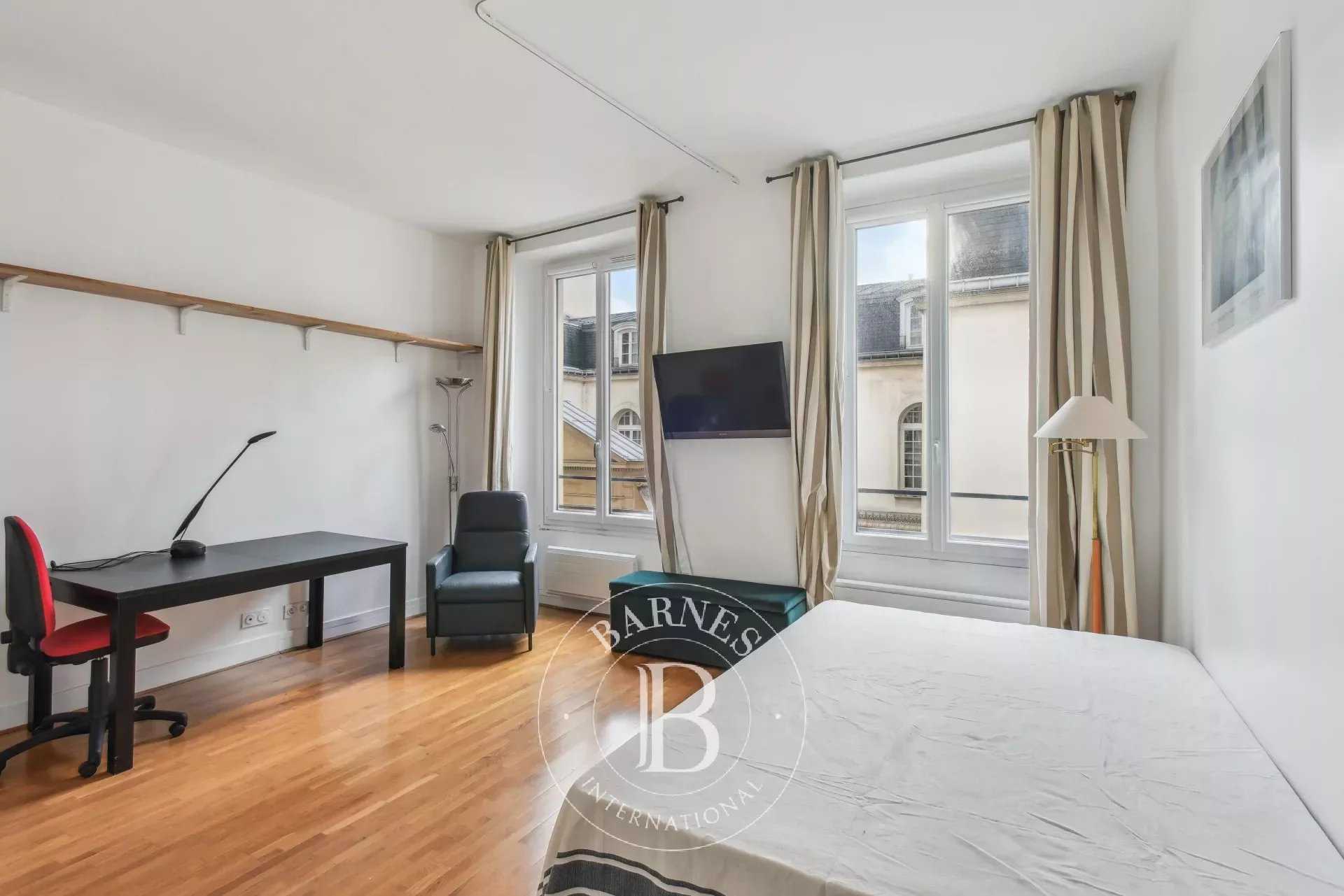 Apartment Paris 75006  -  ref 84091873 (picture 1)