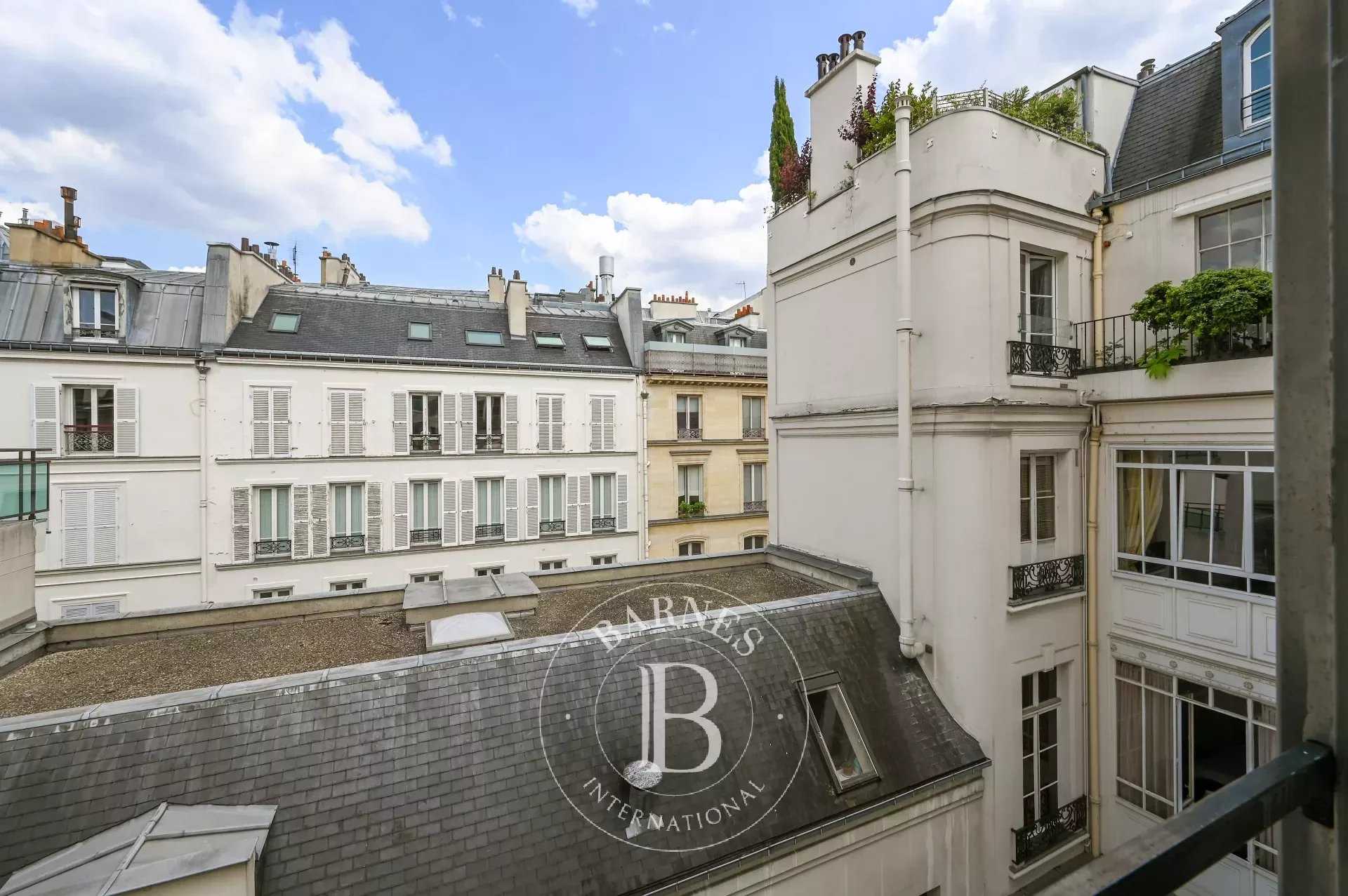 Apartment Paris 75007  -  ref 82954163 (picture 1)