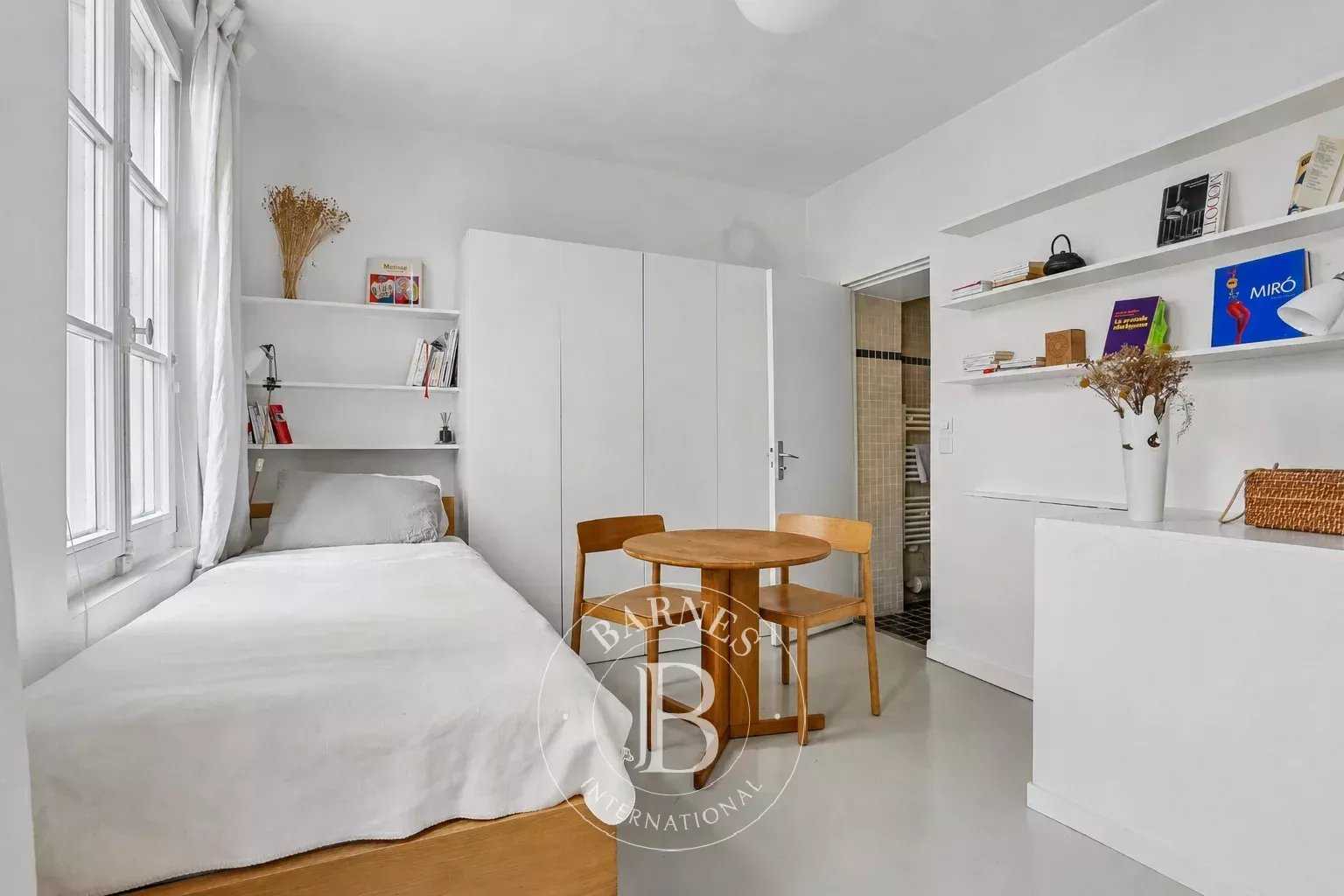 Paris  - Apartment 