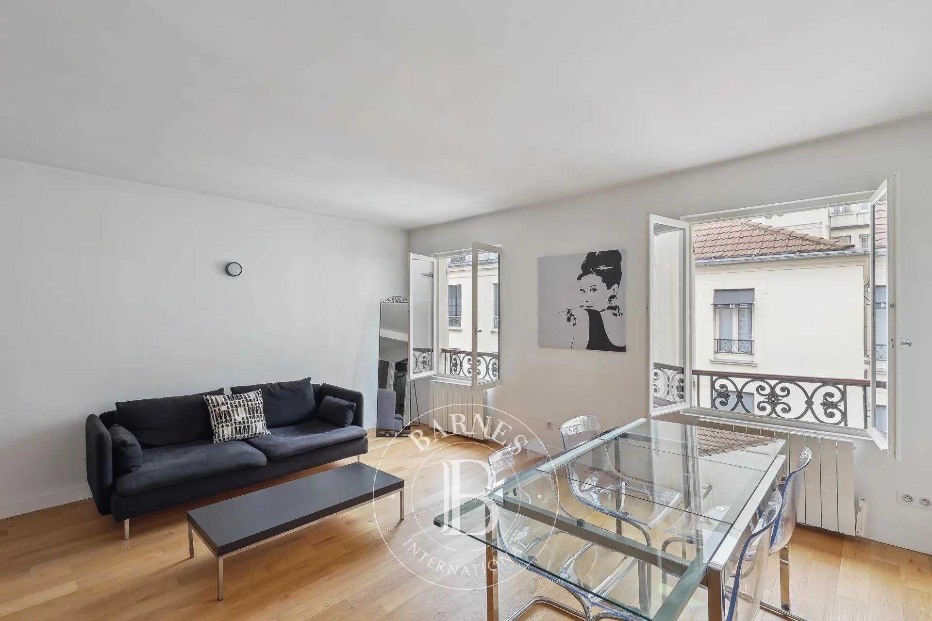 Apartment Paris 75007  -  ref 82400396 (picture 3)