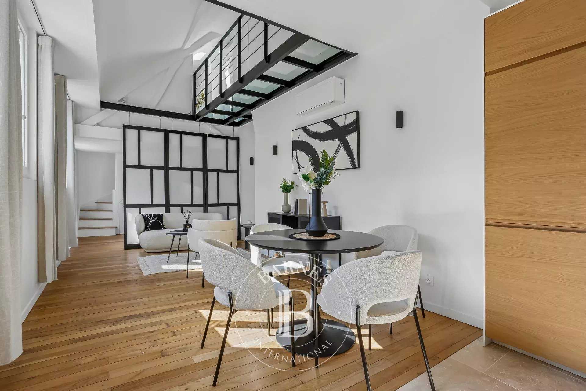 Appartement Paris 75007  -  ref 86227103 (picture 1)