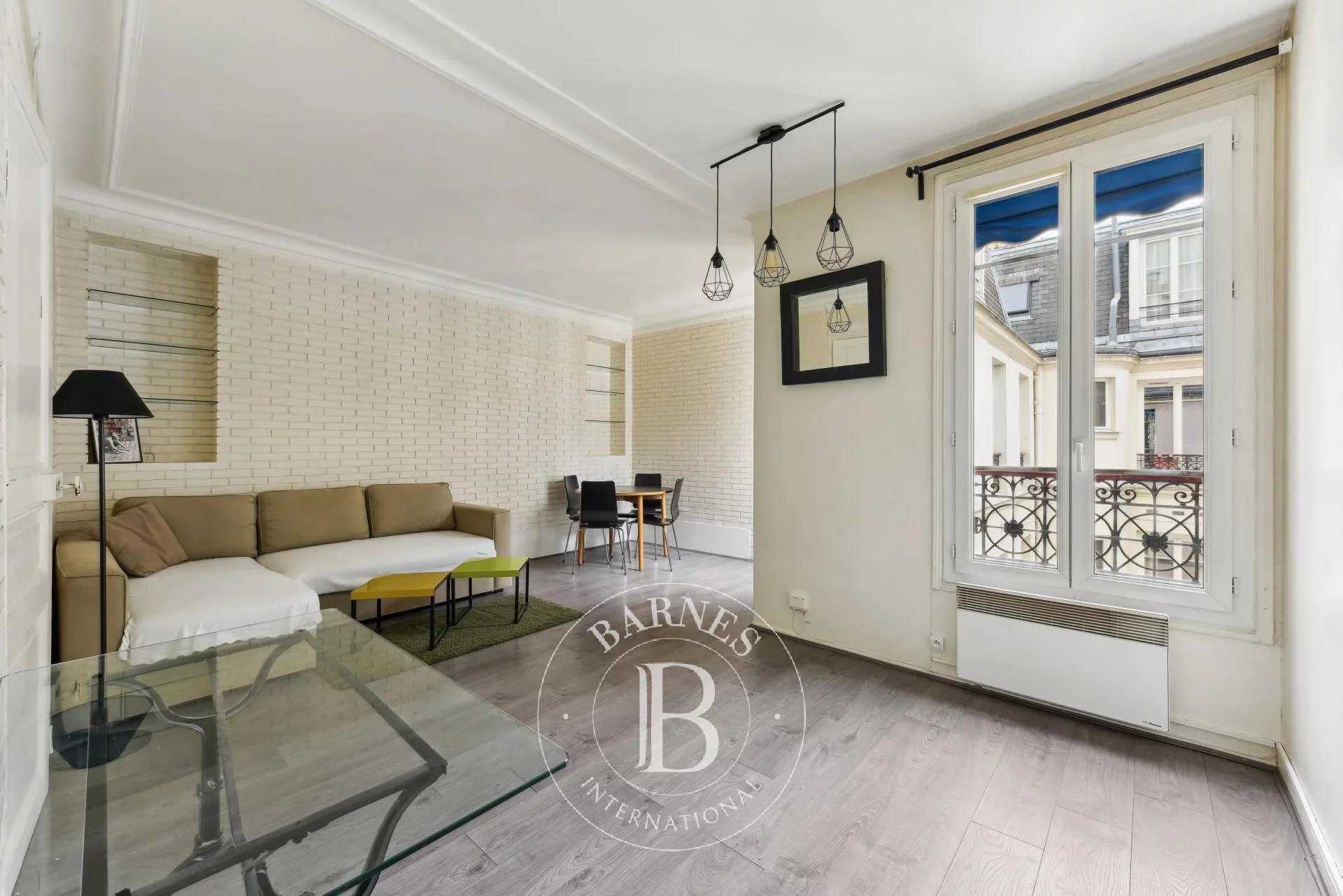 Apartment Paris 75007  -  ref 82215571 (picture 3)