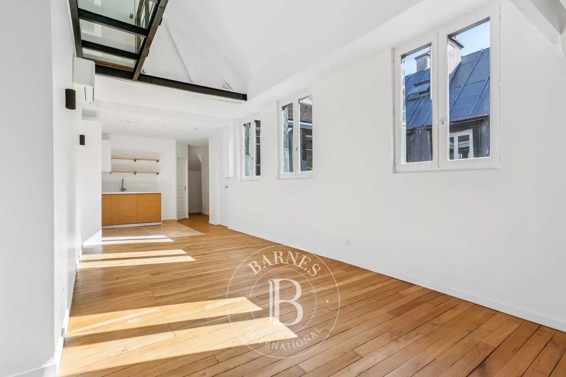 Apartment Paris 75007  -  ref 86227103 (picture 1)