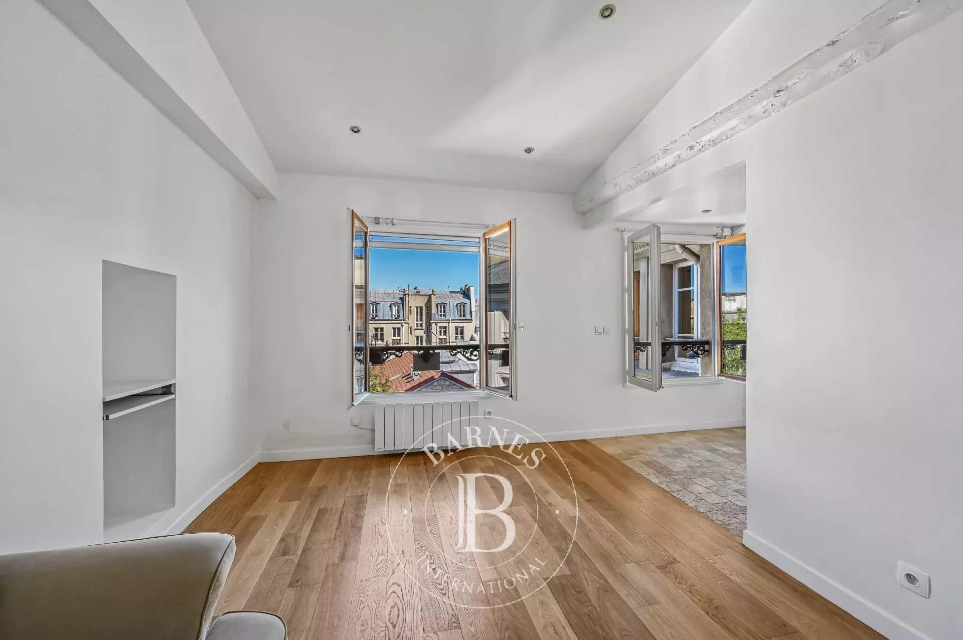 Paris  - Apartment 3 Bedrooms - picture 1