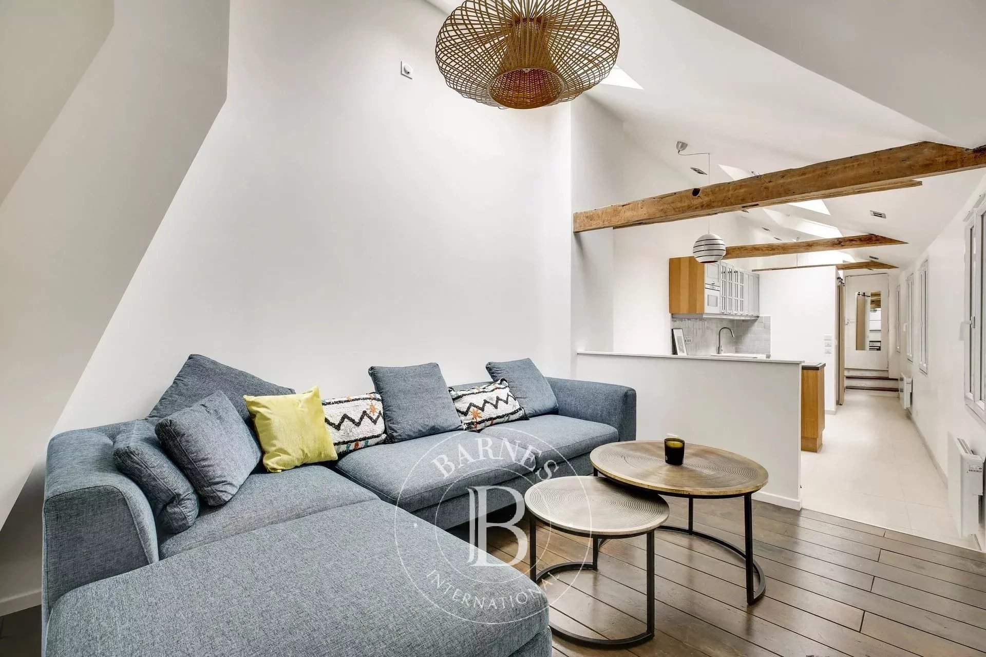 Paris  - Appartement 2 Pi&egrave;ces, 1 Chambre - picture 2