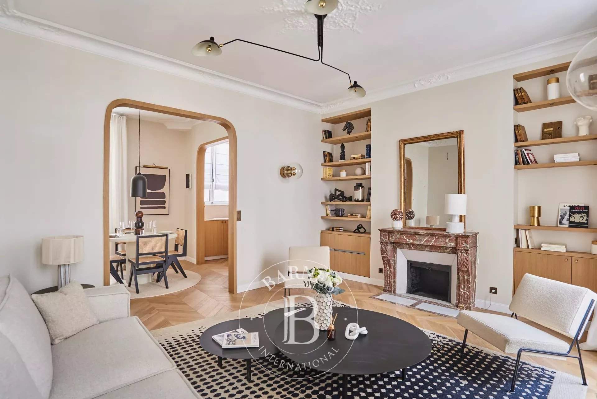 Paris  - Appartement 2 Pi&egrave;ces, 1 Chambre - picture 2