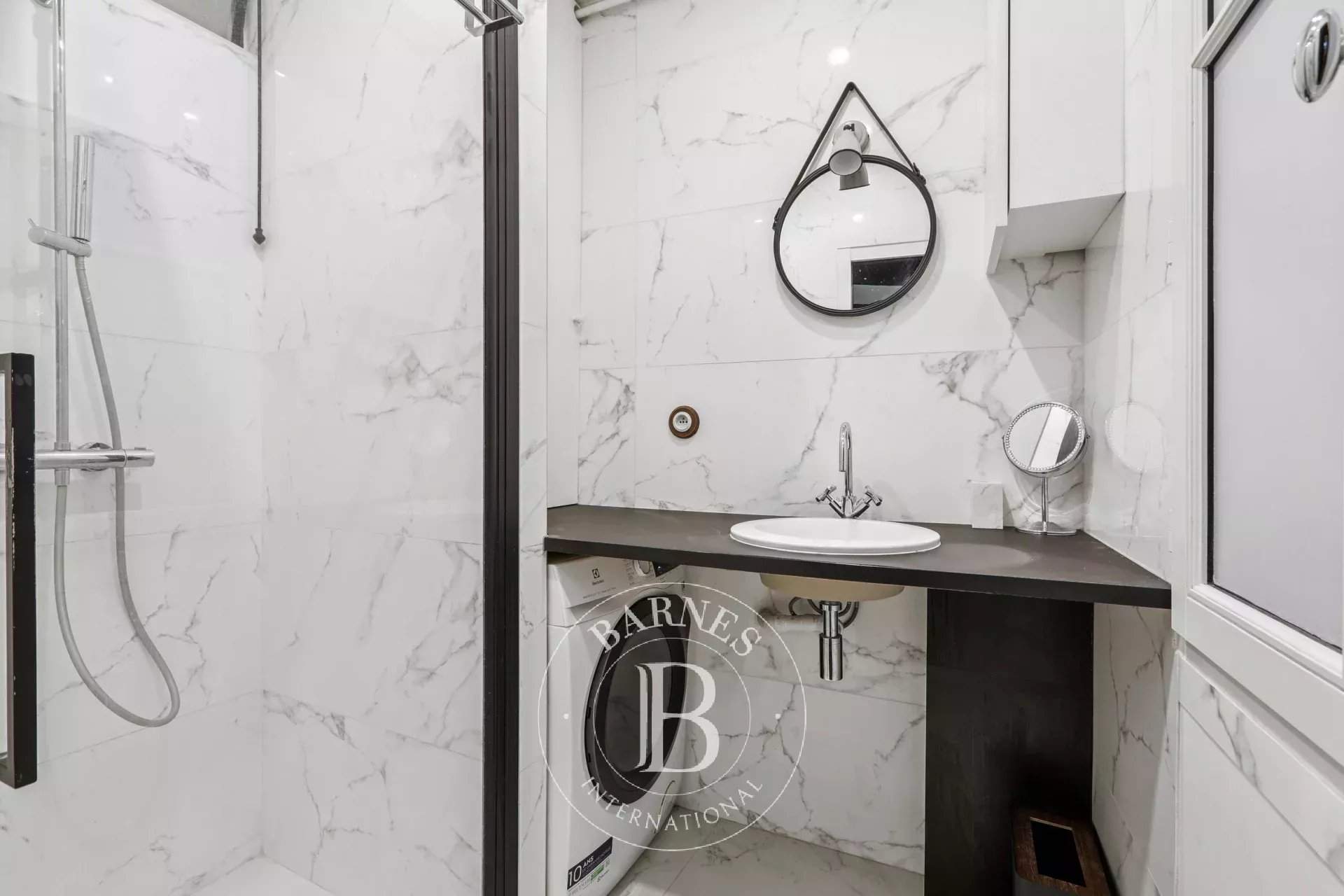 Paris  - Appartement 2 Pi&egrave;ces, 1 Chambre - picture 9