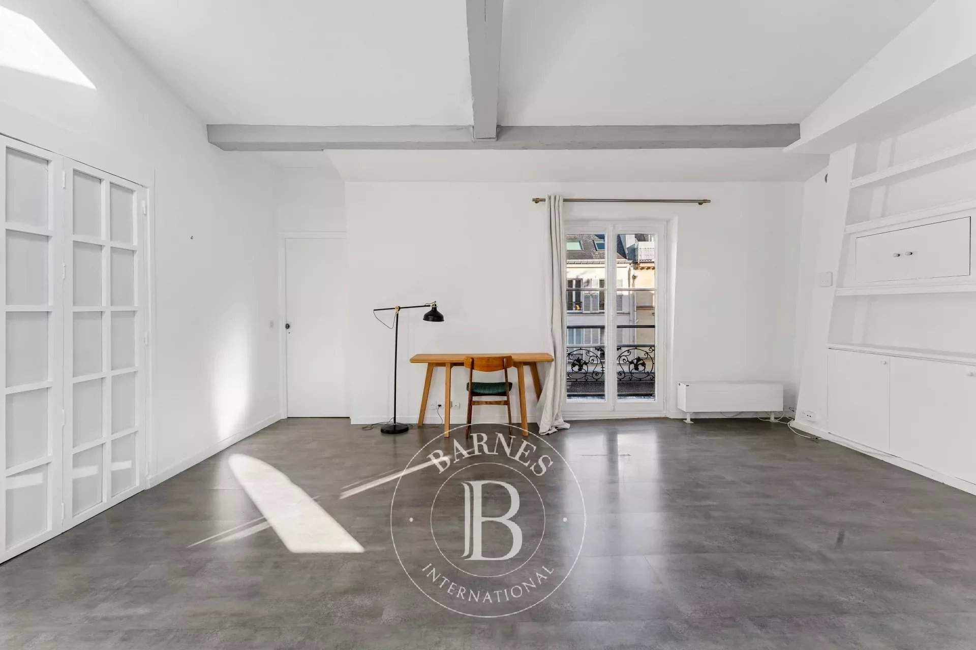 Paris  - Apartment  - picture 2