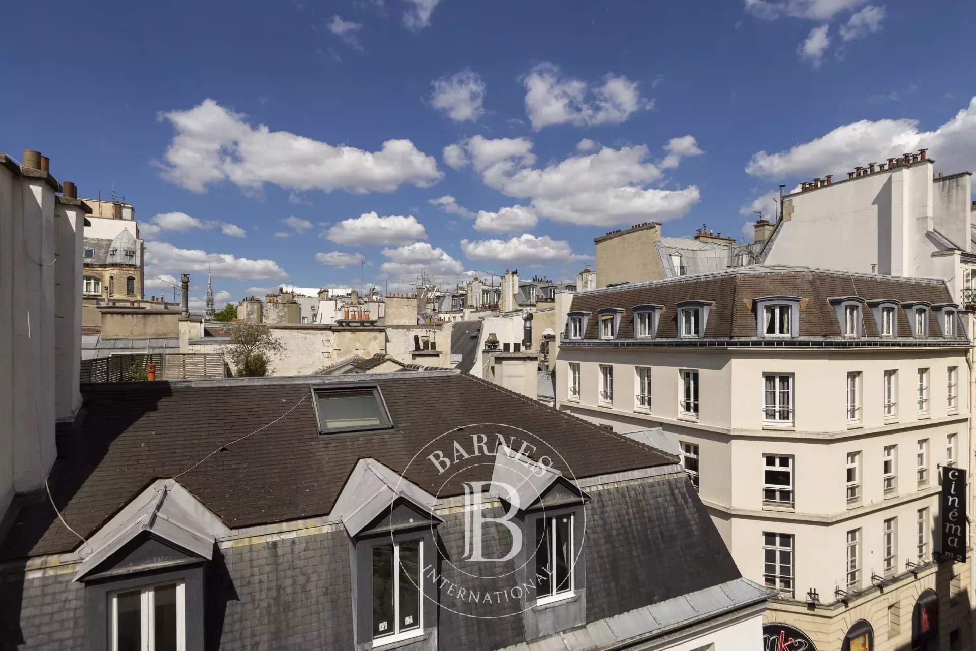 Paris  - Appartement 5 Pi&egrave;ces 3 Chambres - picture 3