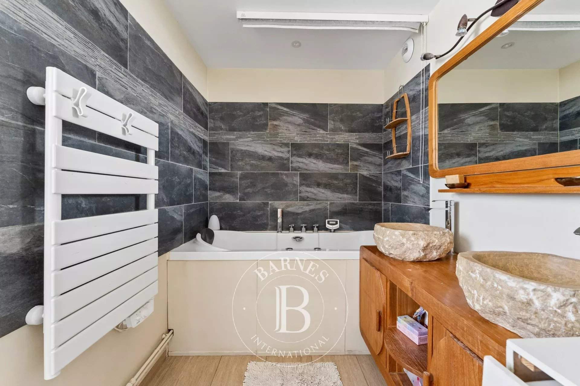 Paris  - Appartement 3 Pi&egrave;ces 2 Chambres - picture 10