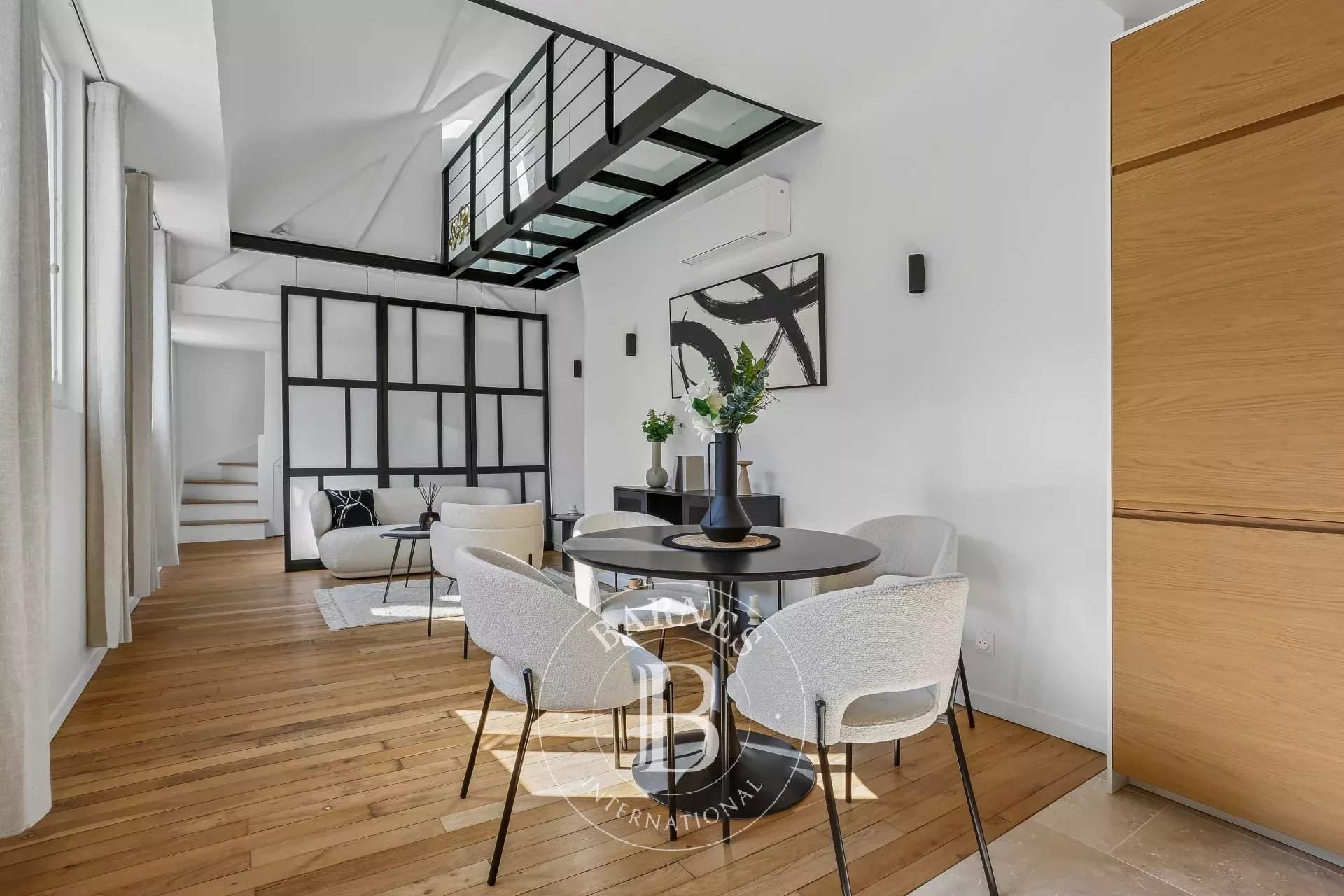 Paris  - Appartement 2 Pi&egrave;ces, 1 Chambre - picture 1