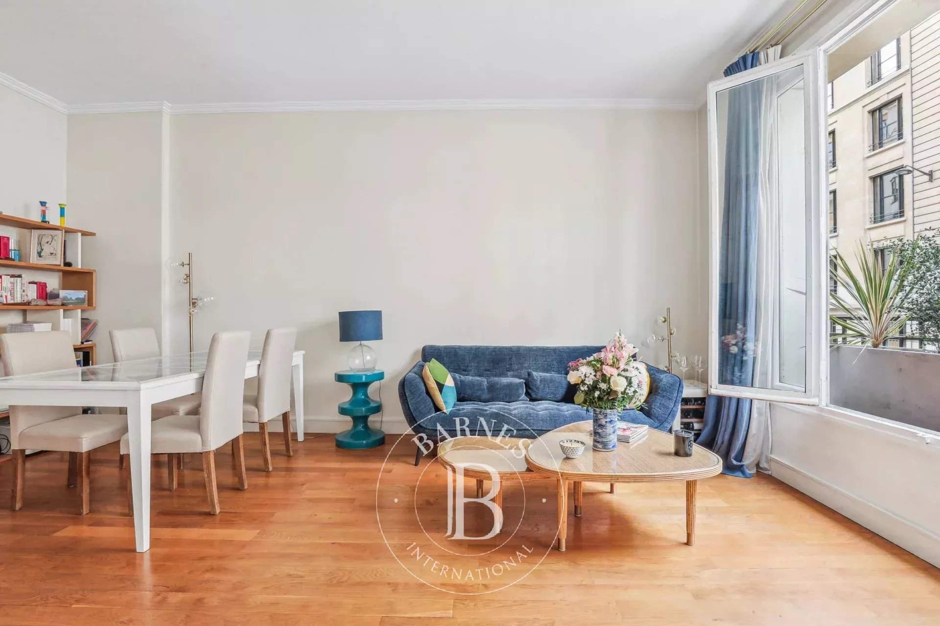 Paris  - Apartment 1 Bedroom - picture 2