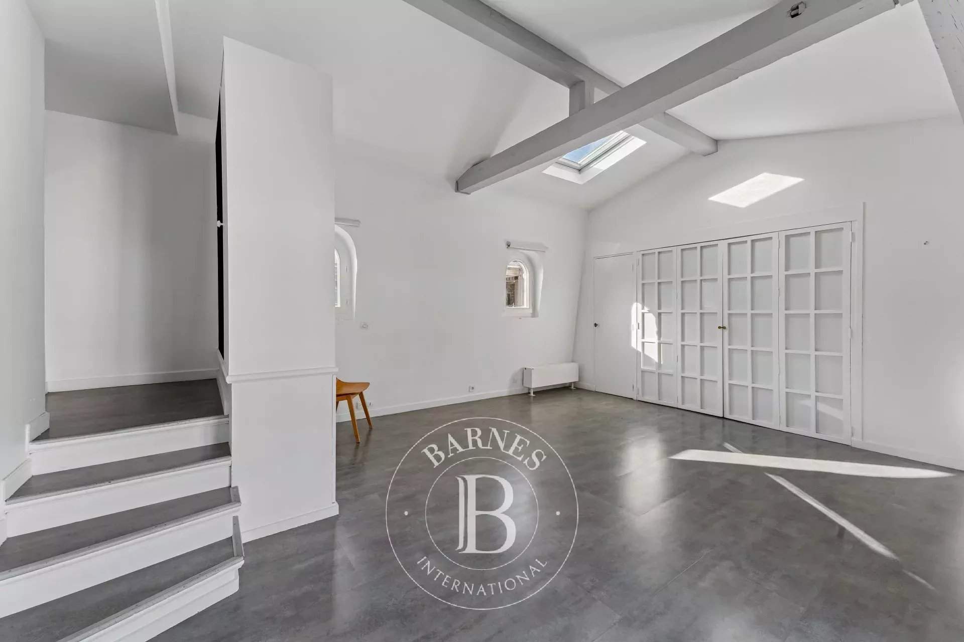 Paris  - Apartment  - picture 9