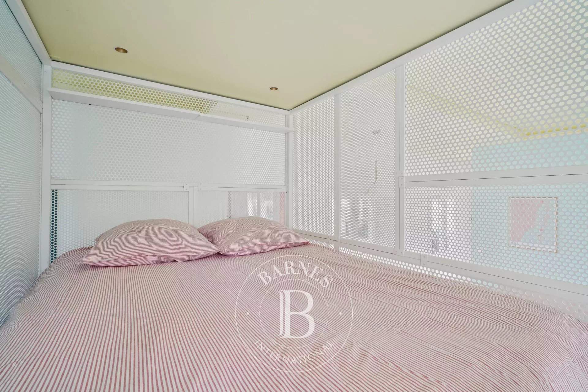 Paris  - Apartment  - picture 11