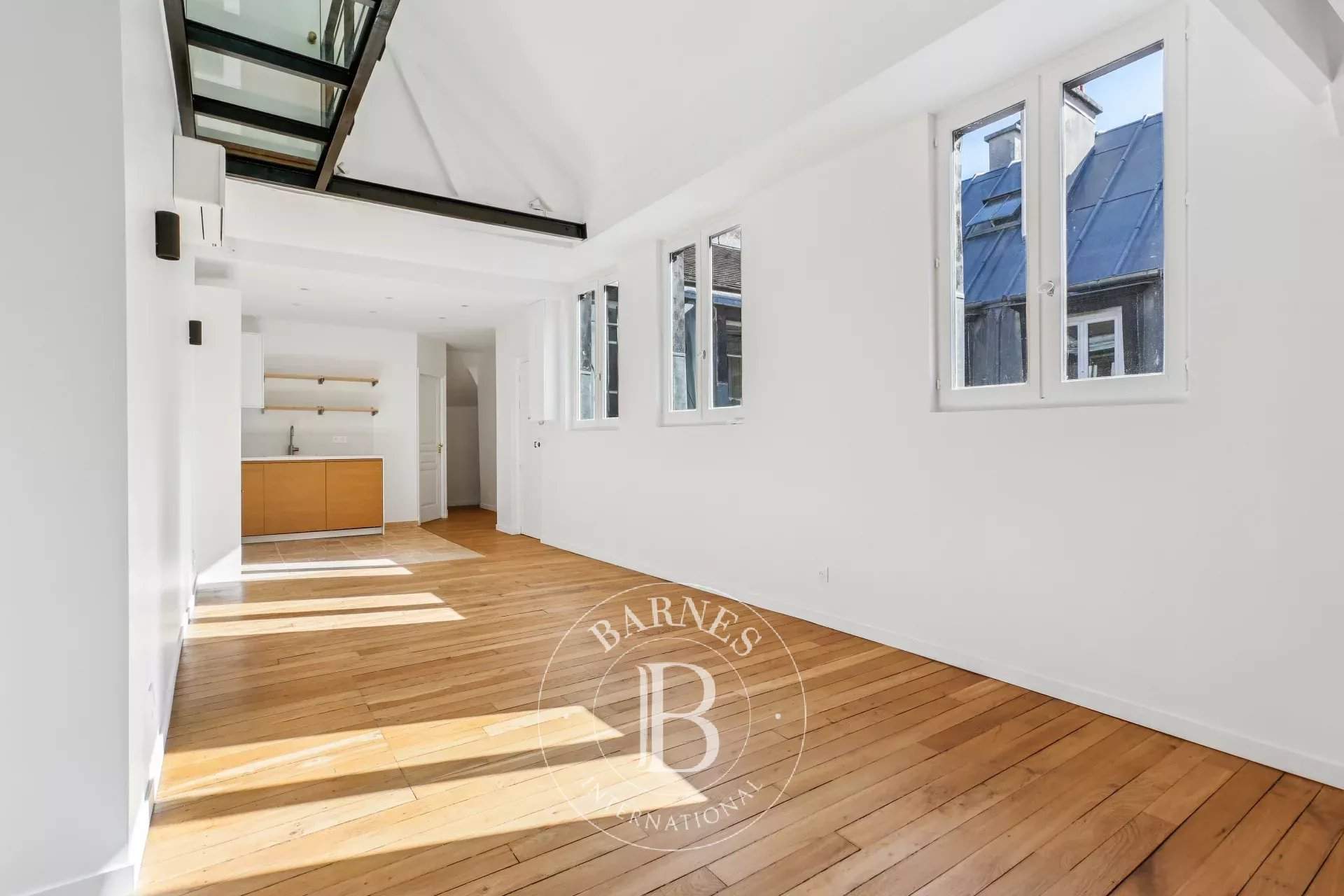 Paris  - Apartment 1 Bedroom - picture 1