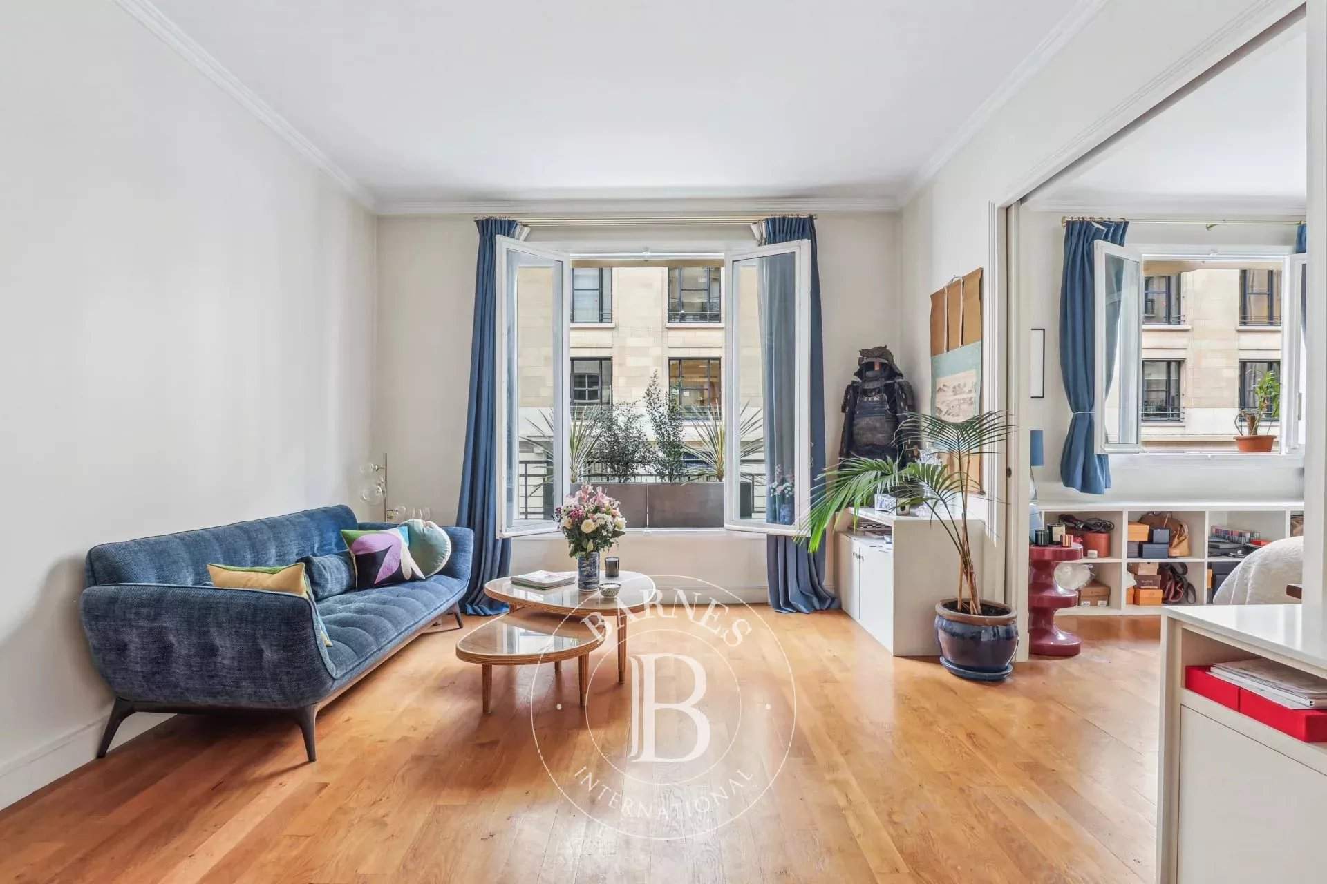 Paris  - Apartment 1 Bedroom - picture 1