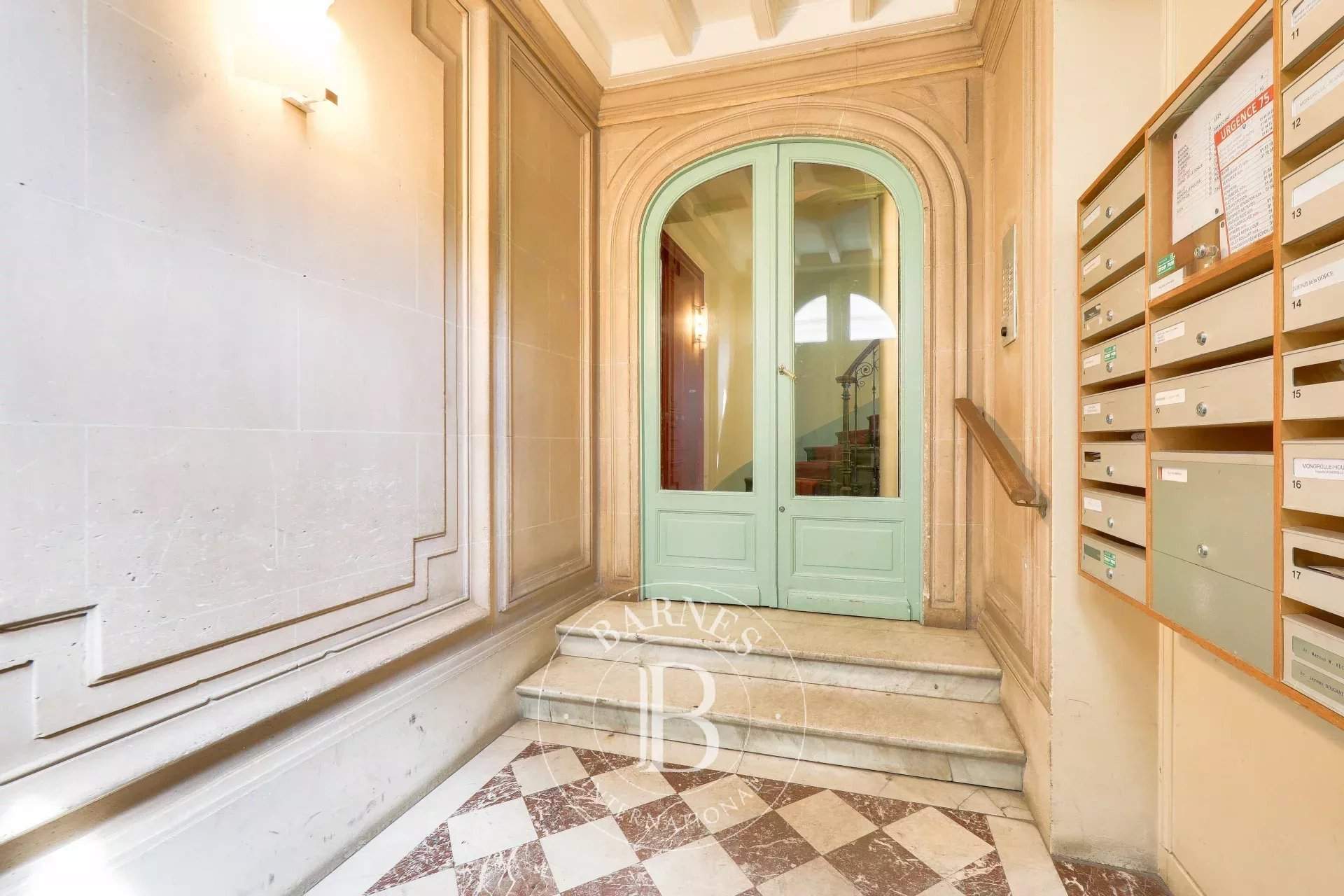 Paris  - Apartment 2 Bedrooms - picture 9