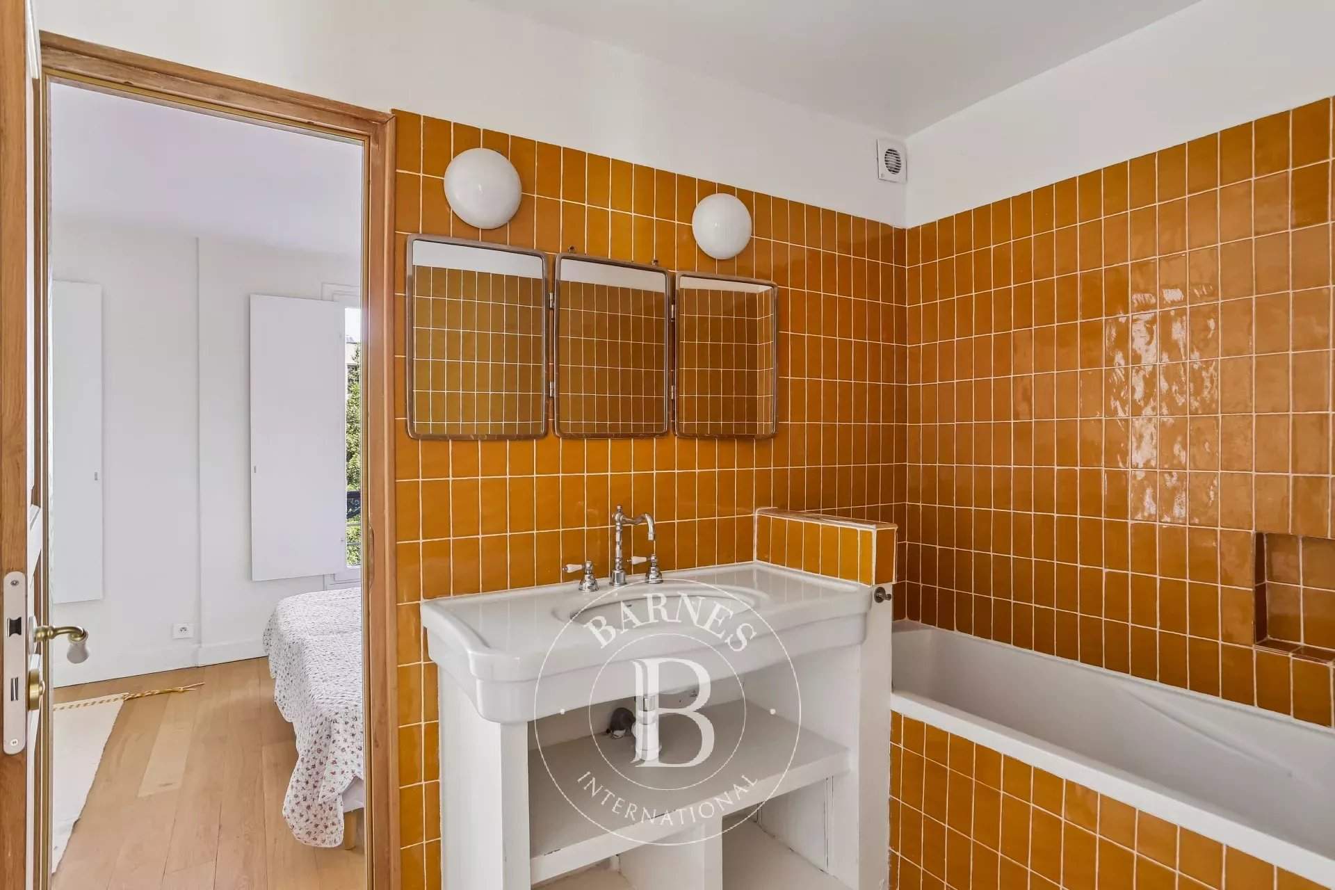 Paris  - Appartement 3 Pi&egrave;ces 2 Chambres - picture 12