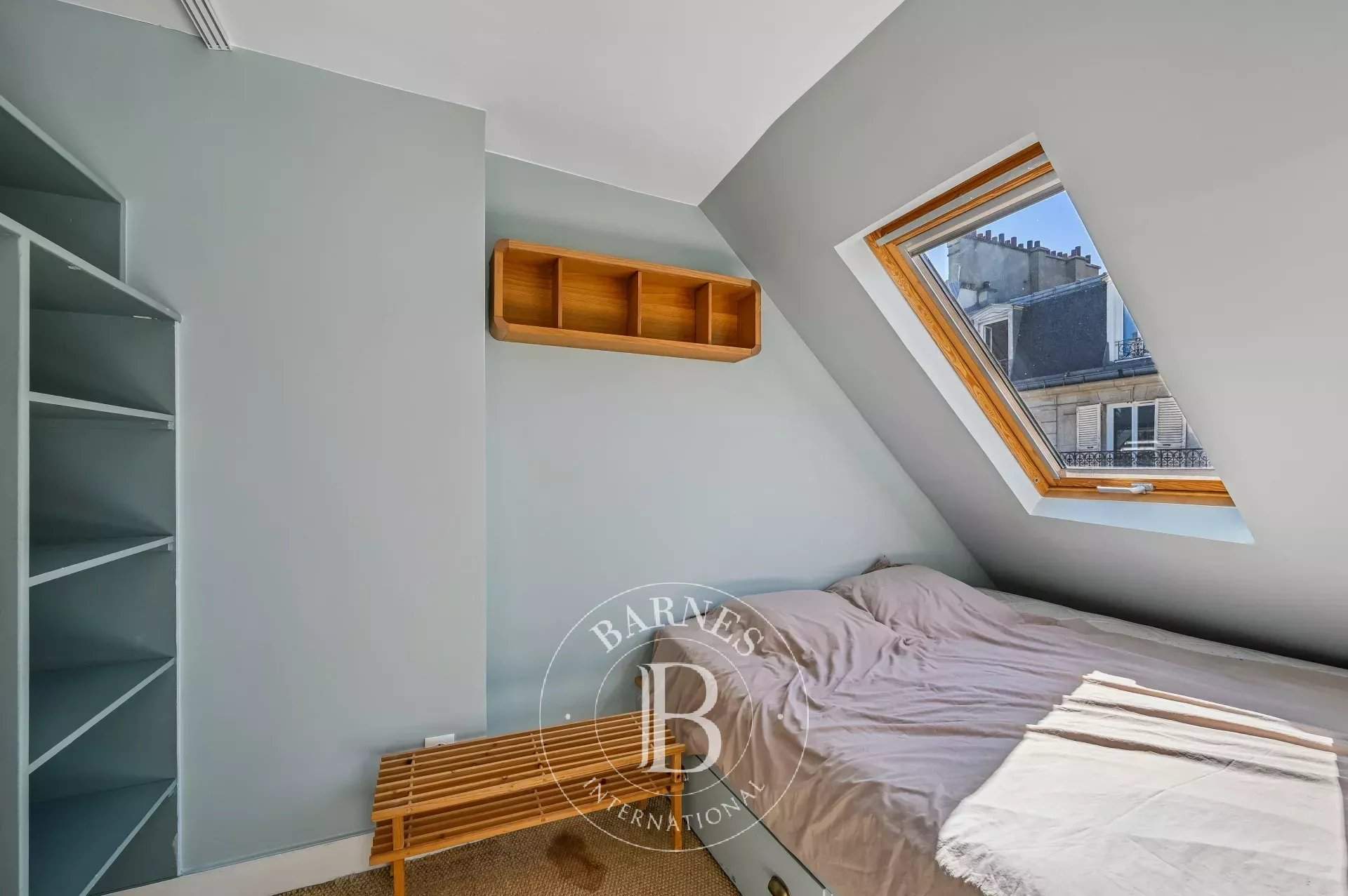 Paris  - Apartment 3 Bedrooms - picture 9