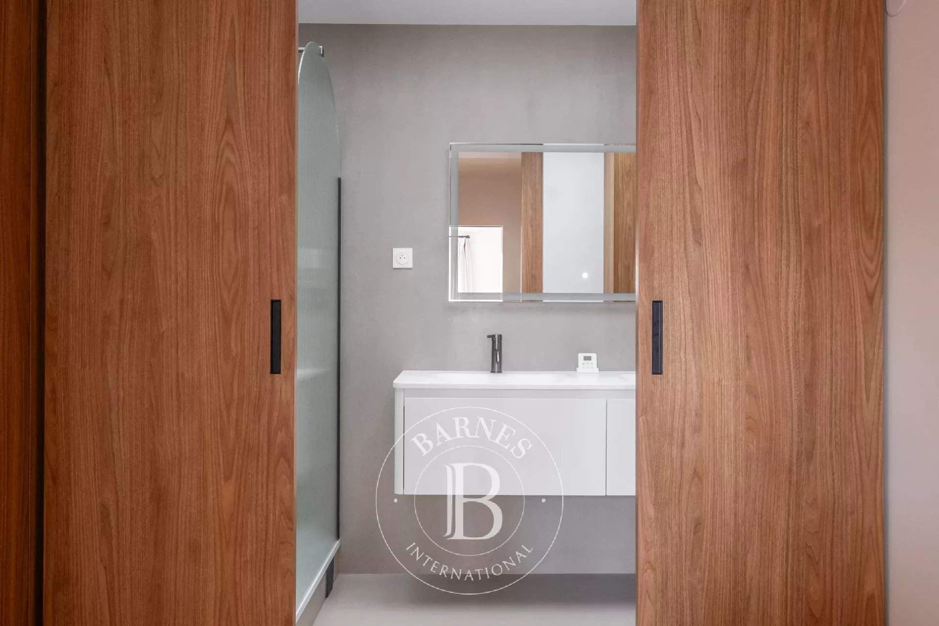 Paris  - Apartment 1 Bedroom - picture 11