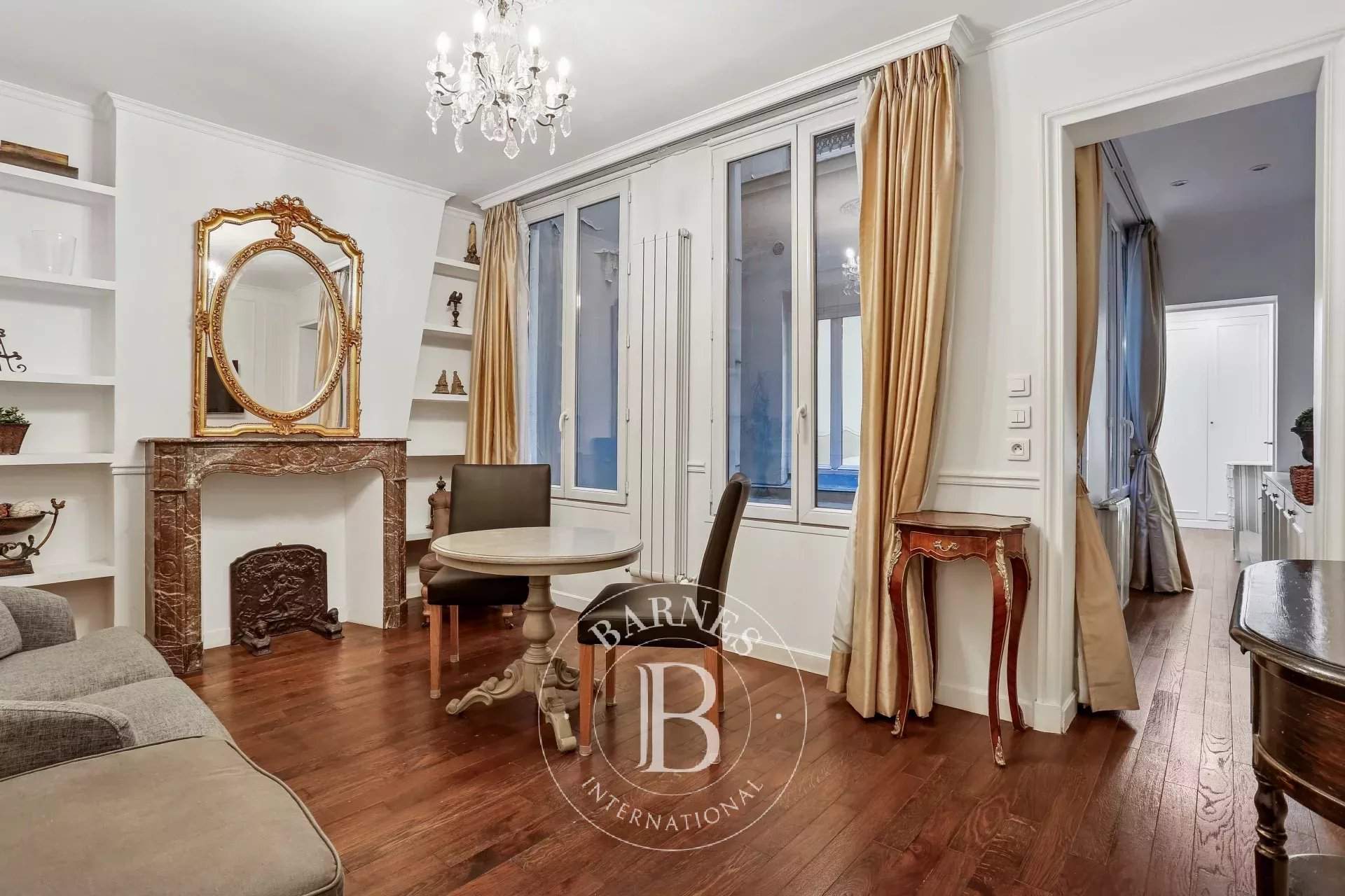 Paris  - Appartement 2 Pi&egrave;ces, 1 Chambre - picture 1