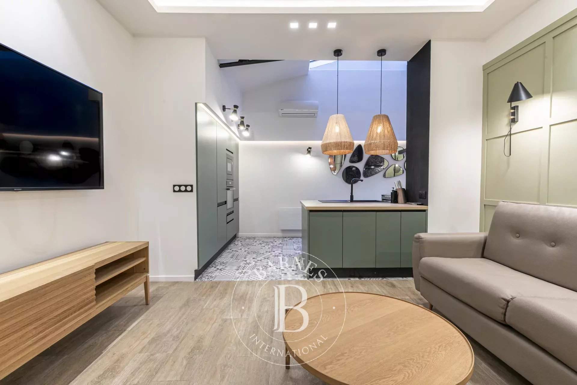 Paris  - Apartment 2 Bedrooms - picture 4