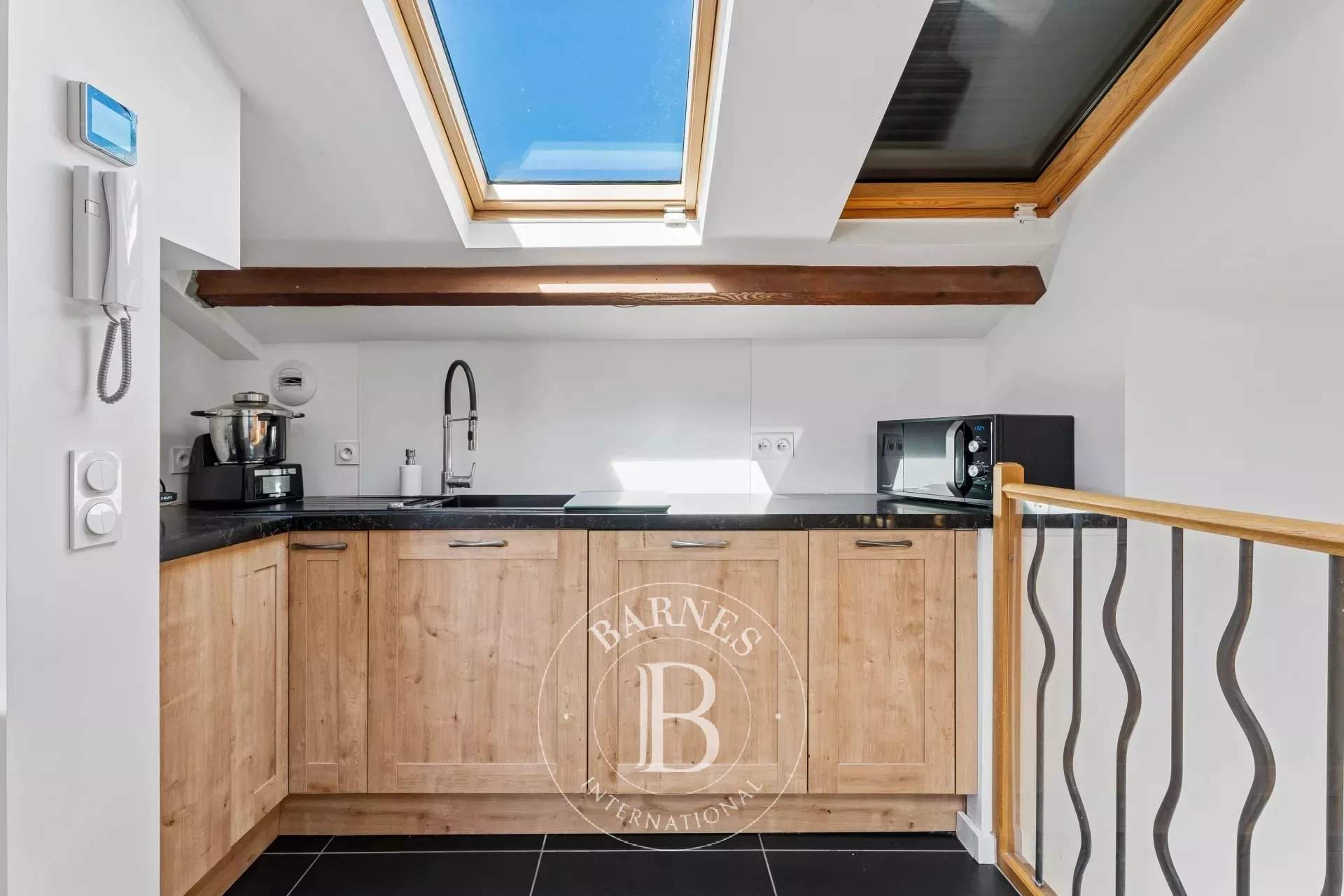 Paris  - Appartement 3 Pi&egrave;ces 2 Chambres - picture 3